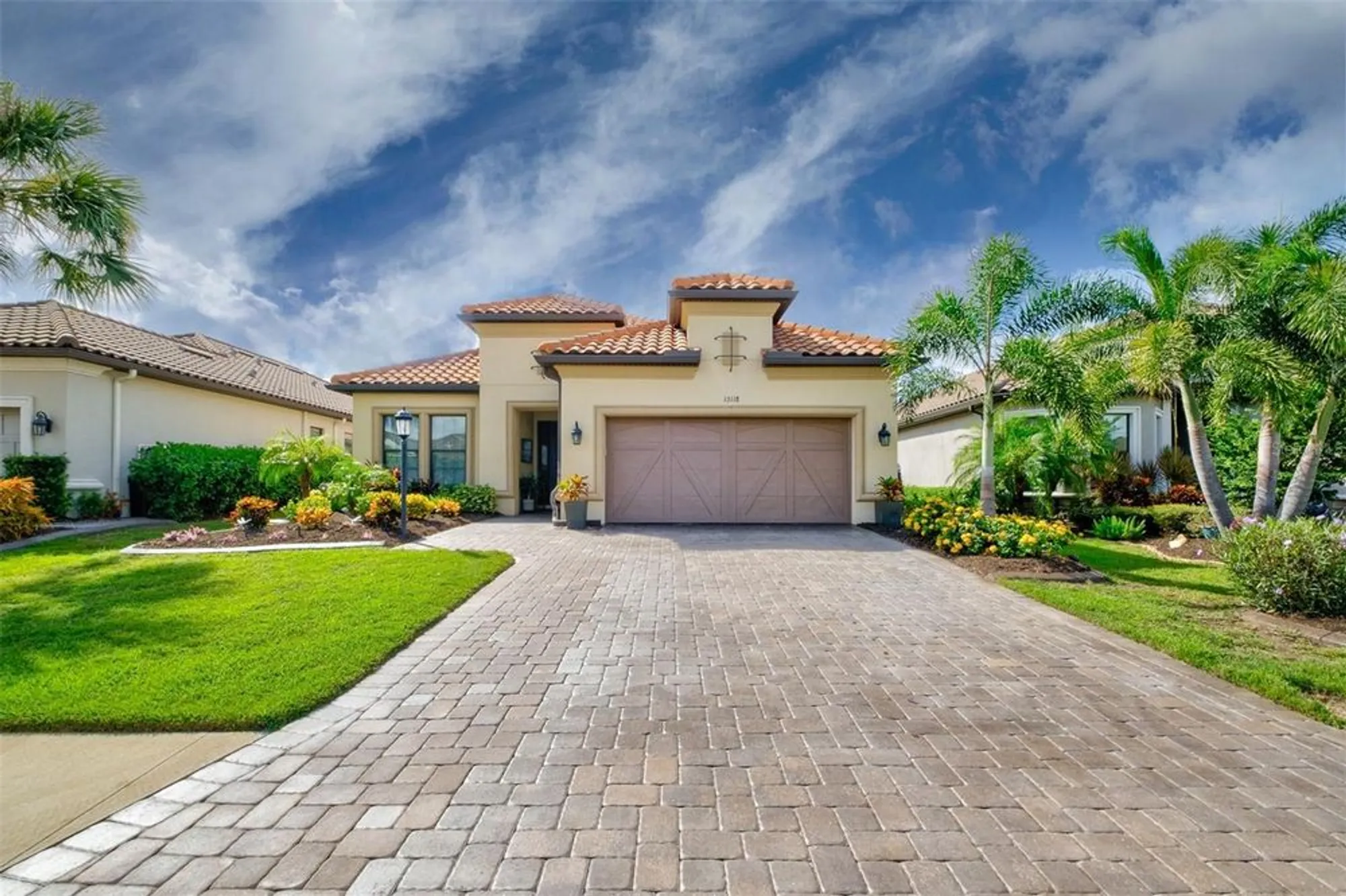Property Slideshow image 14 of 77 | 13118 sorrento way, Bradenton, FL, 34211