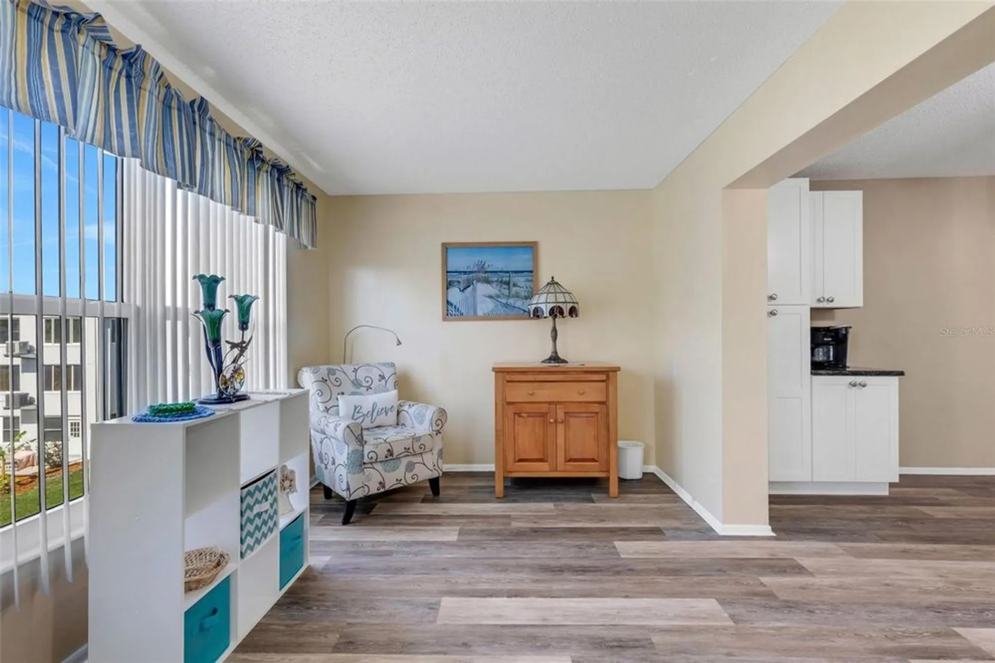 Property Slideshow image 23 of 56 | 2401 ecuadorian way apt 57, Clearwater, FL, 33763