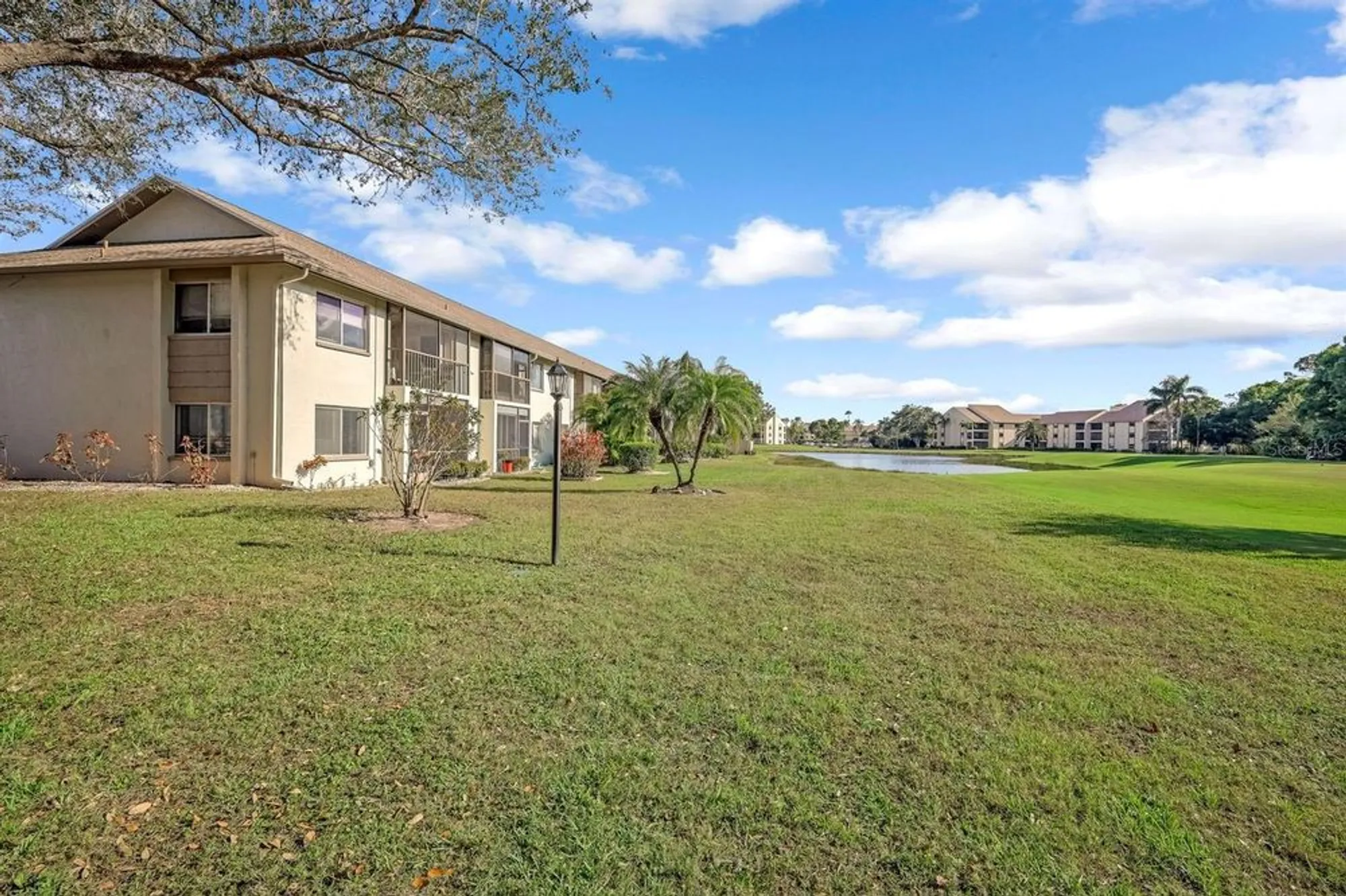 Property Slideshow image 17 of 25 | 13150 white marsh ln 204, Fort Myers, FL, 33912