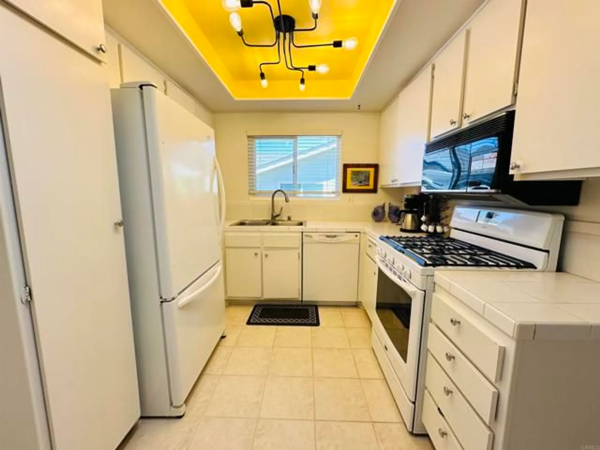 Property Slideshow image 8 of 22 | 4320 black duck way, Oceanside, CA, 92057