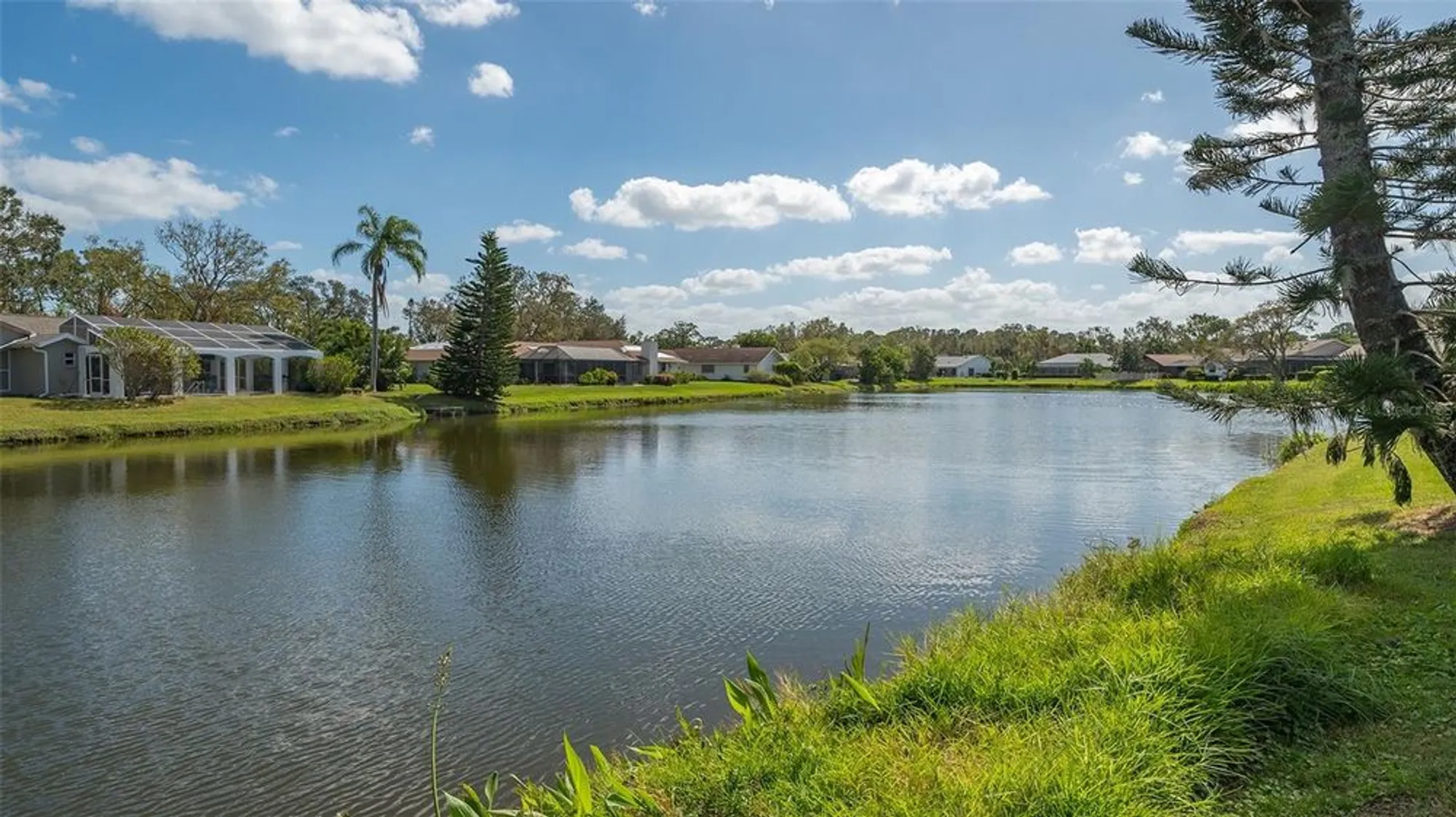 Property Slideshow image 50 of 87 | 5692 country lakes dr, Sarasota, FL, 34243