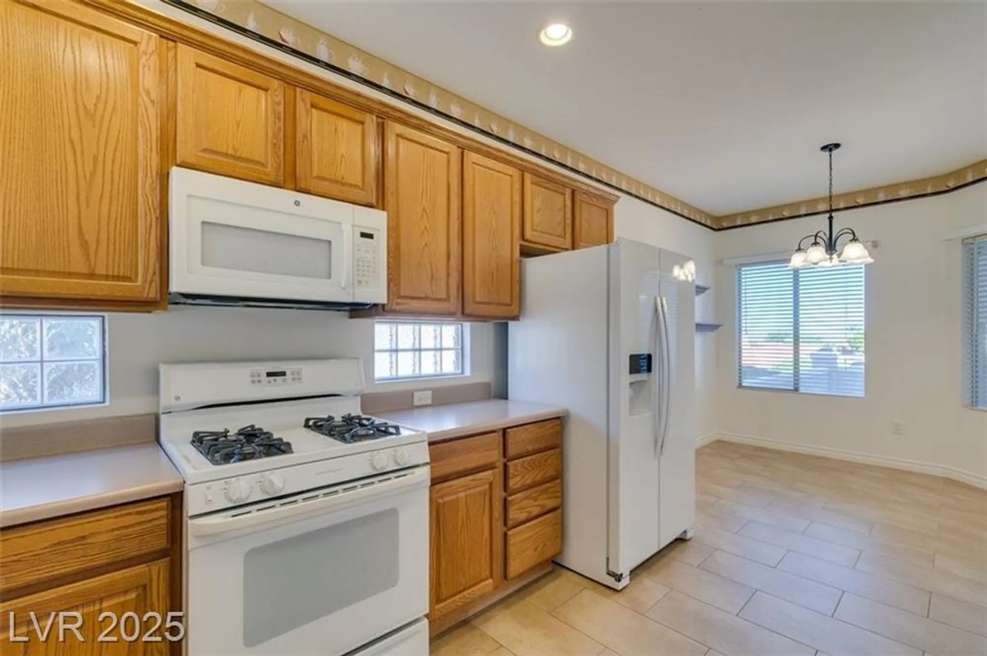 Property Slideshow image 9 of 27 | 1807 joy grove ave, Henderson, NV, 89012
