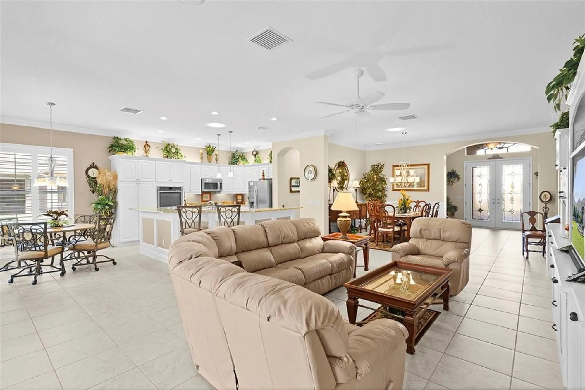 Property Slideshow image 19 of 69 | 2259 isleworth cir, The Villages, FL, 32163