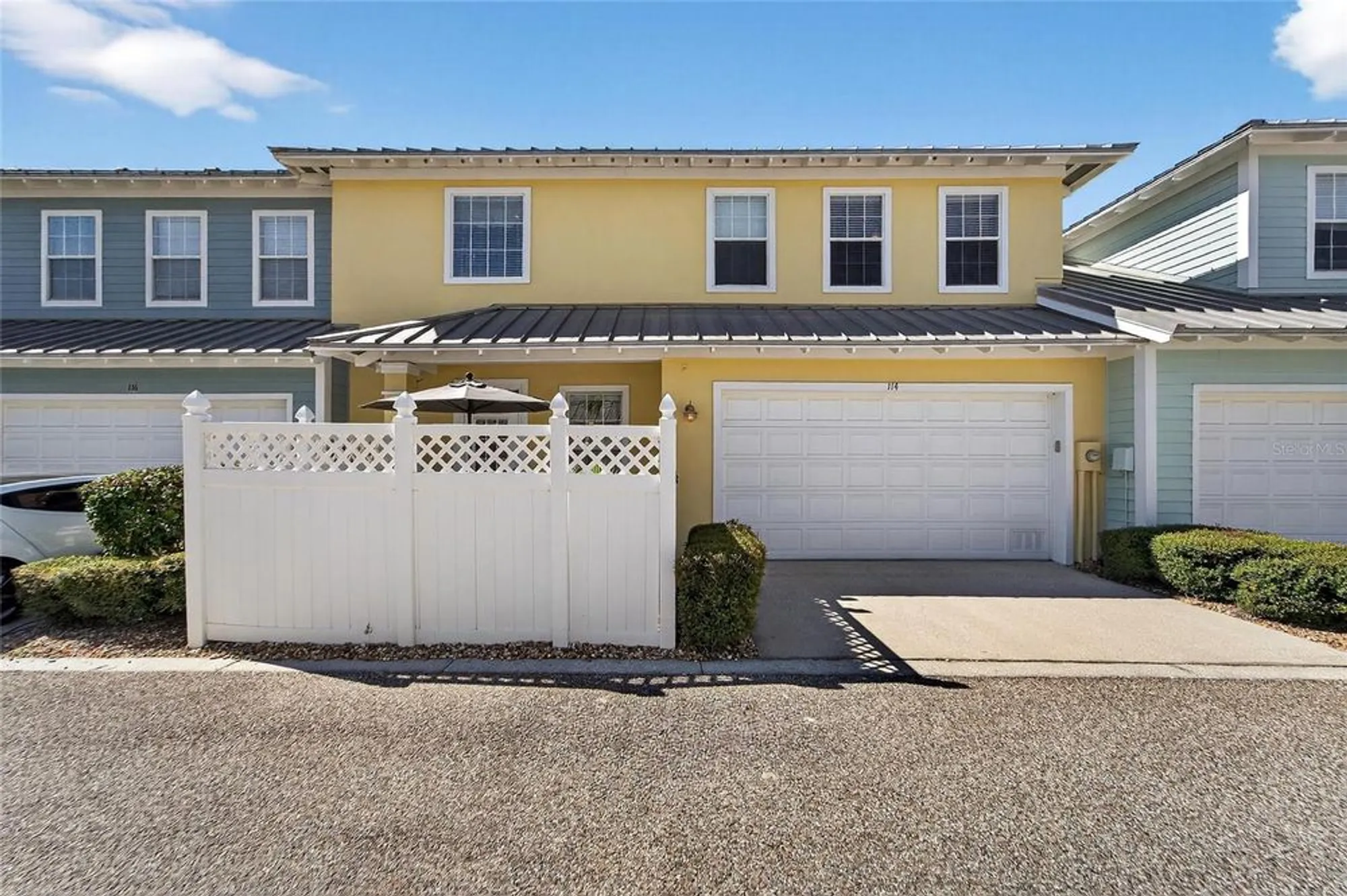 Property Slideshow image 13 of 90 | 114 aberdeen pond dr, Apollo Beach, FL, 33572