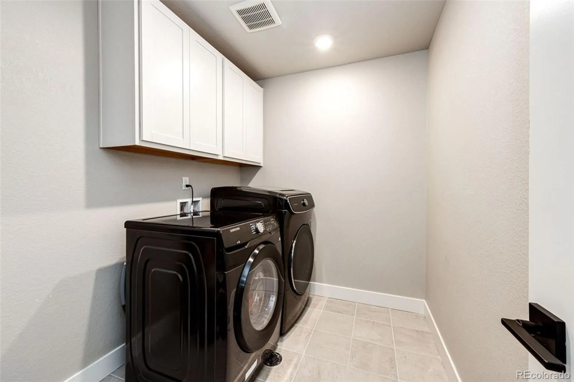 Property Slideshow image 28 of 44 | 3722 sandy vista trl, Castle Rock, CO, 80104