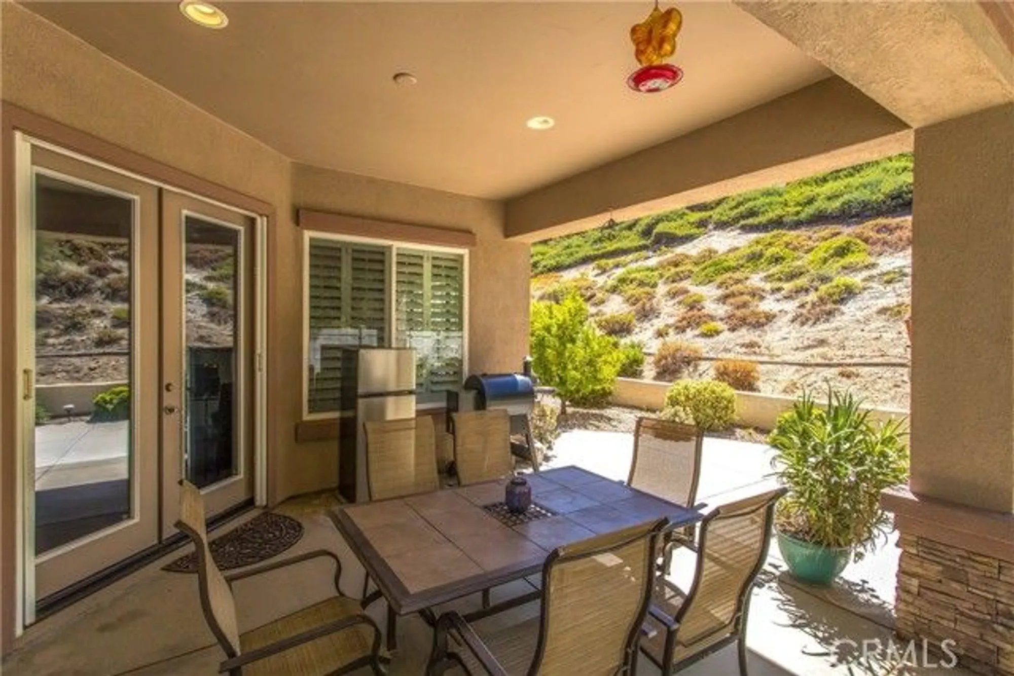 Property Slideshow image 28 of 37 | 2214 birdie dr, Banning, CA, 92220