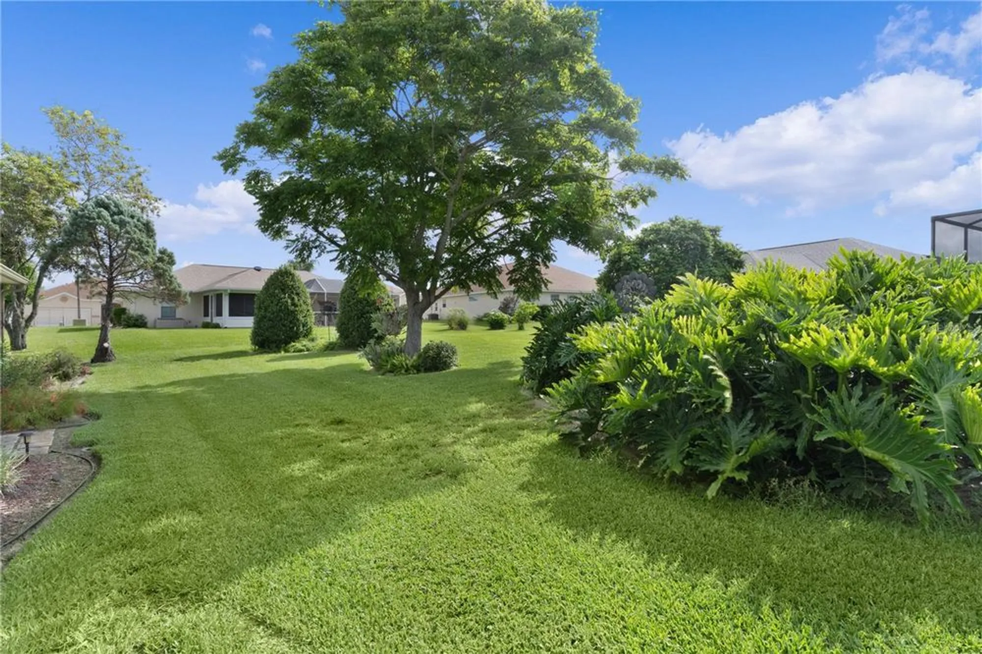 Property Slideshow image 12 of 37 | 17355 se 110th ter, Summerfield, FL, 34491