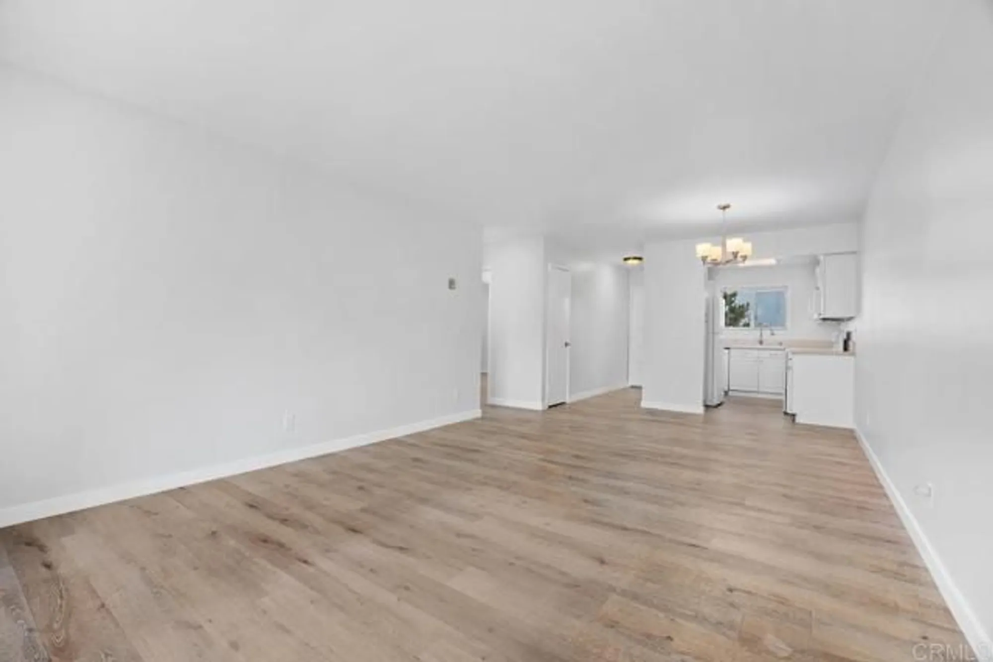 Property Slideshow image 6 of 18 | 1741 charleston ln, Encinitas, CA, 92024