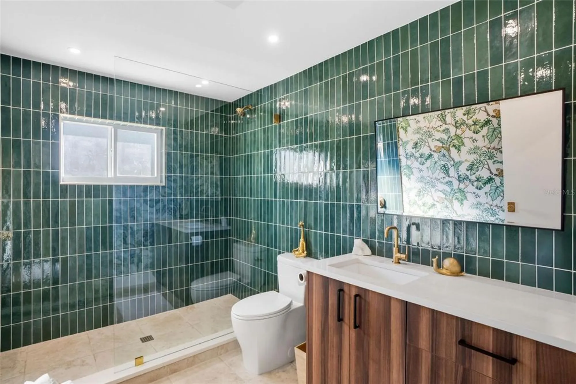 Property Slideshow image 26 of 66 | 1660 pine harrier cir, Sarasota, FL, 34231