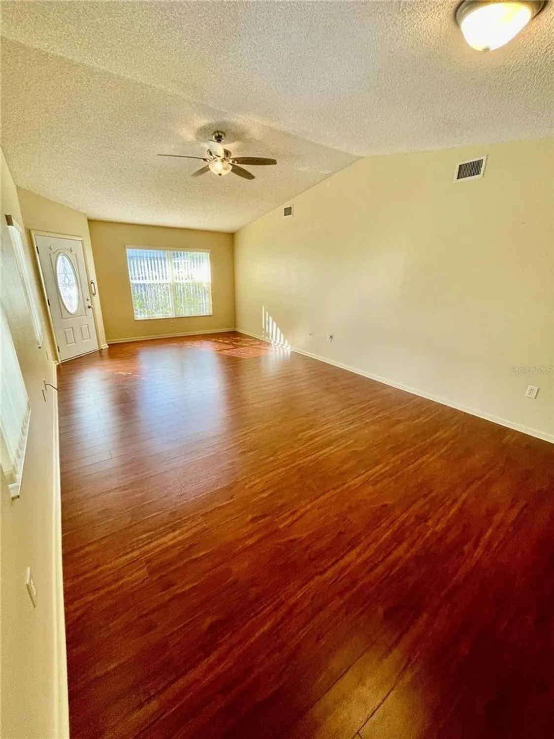 Property Slideshow image 19 of 59 | 1690 colonnades cir, Lakeland, FL, 33811