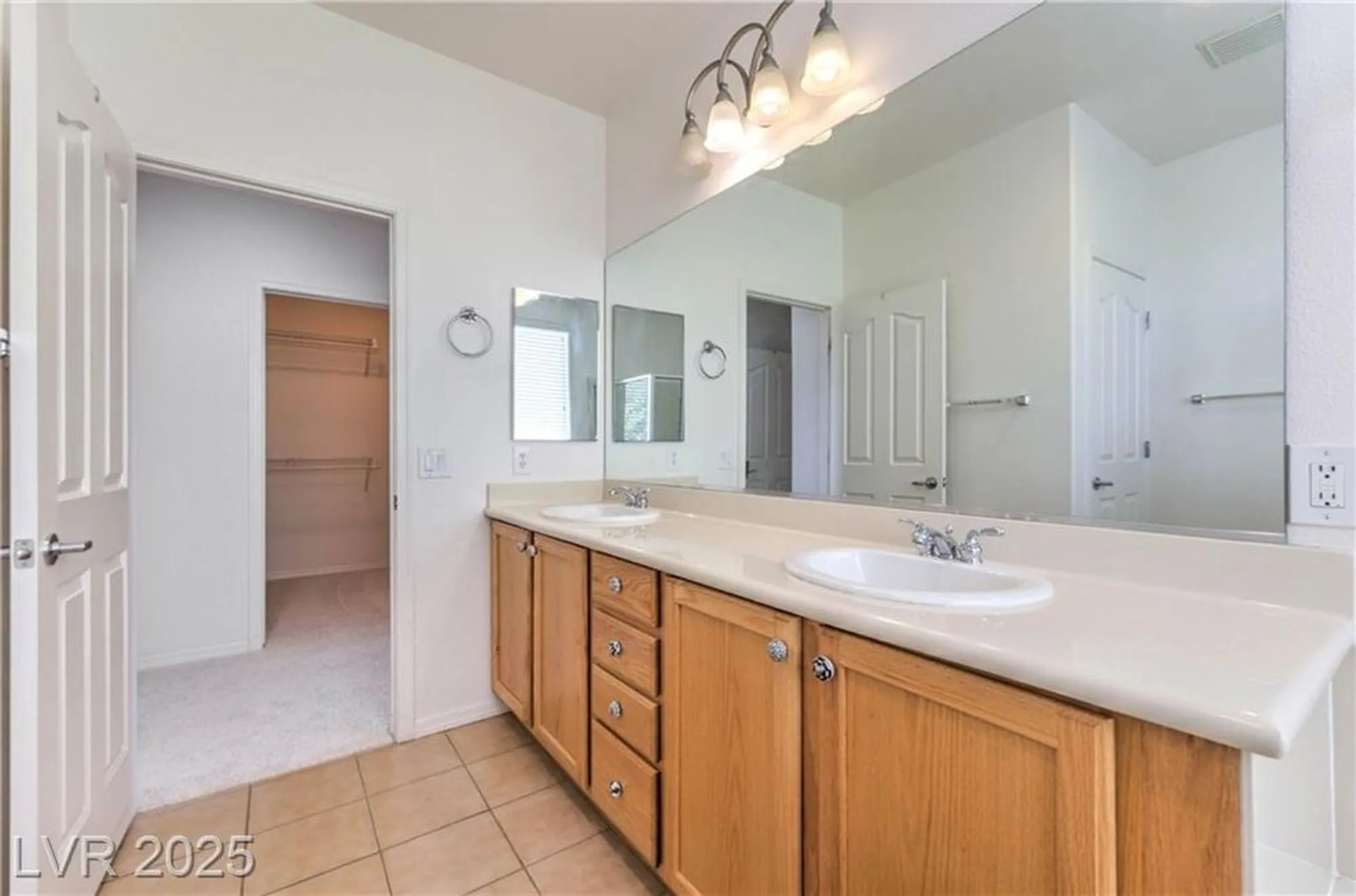 Property Slideshow image 29 of 52 | 2175 waterton rivers dr, Henderson, NV, 89044