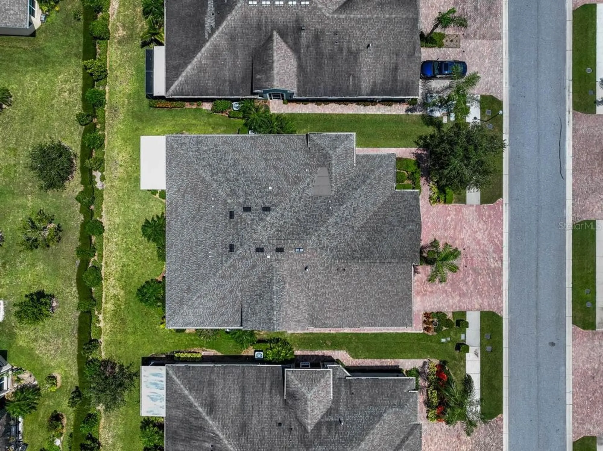 Property Slideshow image 30 of 60 | 809 chipper dr, Sun City Center, FL, 33573