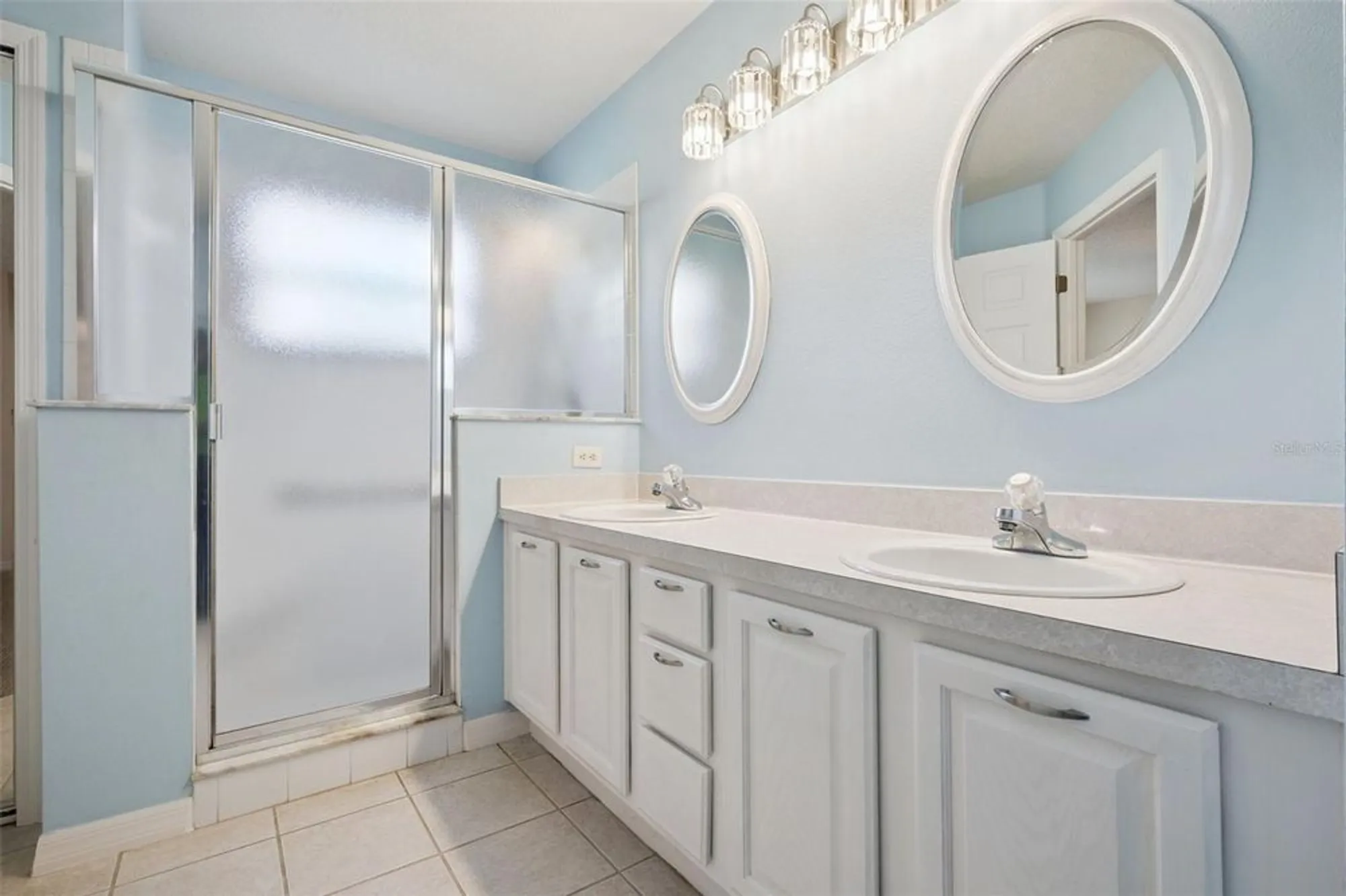 Property Slideshow image 22 of 37 | 24914 cranes roost cir, Leesburg, FL, 34748