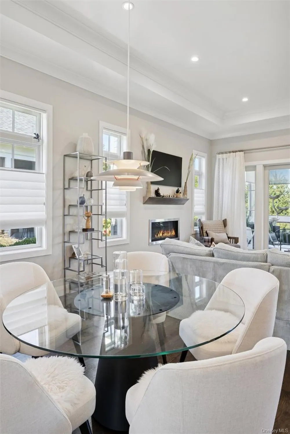Property Slideshow image 10 of 22 | 32 millstone ln 16, Cutchogue, NY, 11935