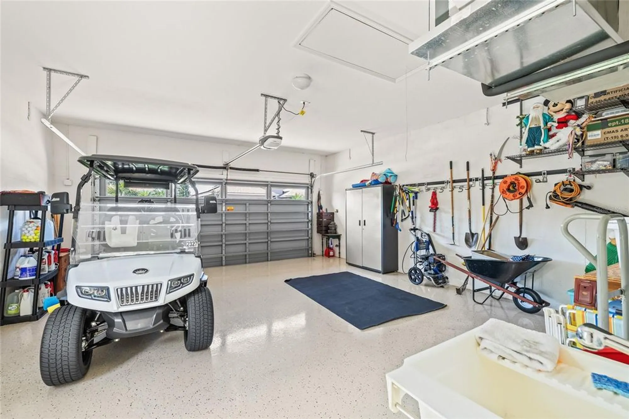 Property Slideshow image 24 of 35 | 5337 hogan ln, Winter Haven, FL, 33884