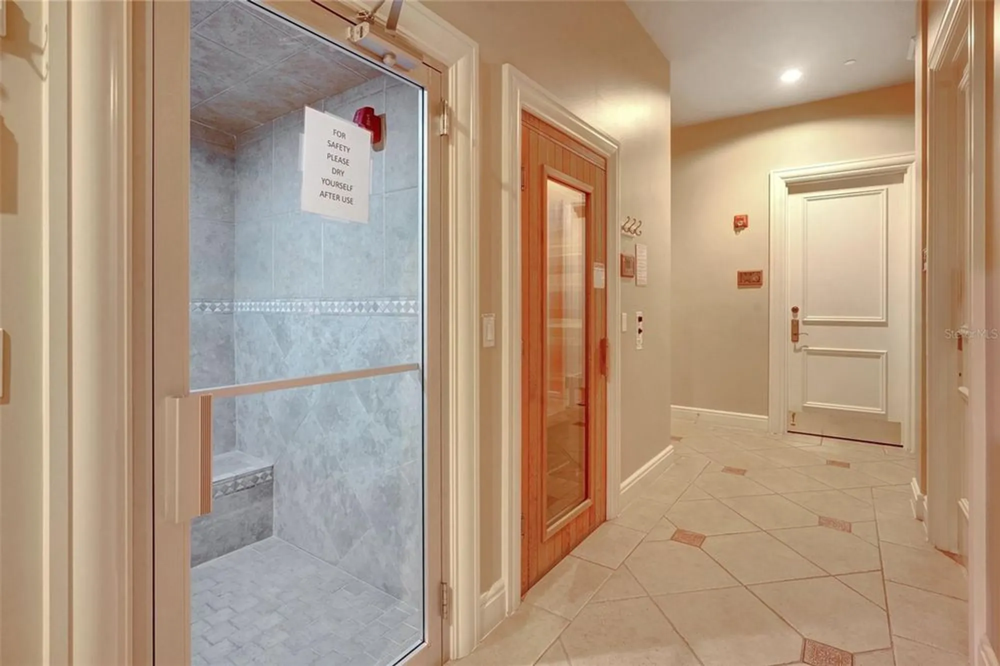 Property Slideshow image 60 of 71 | 3321 sunset key cir 204, Punta Gorda, FL, 33955