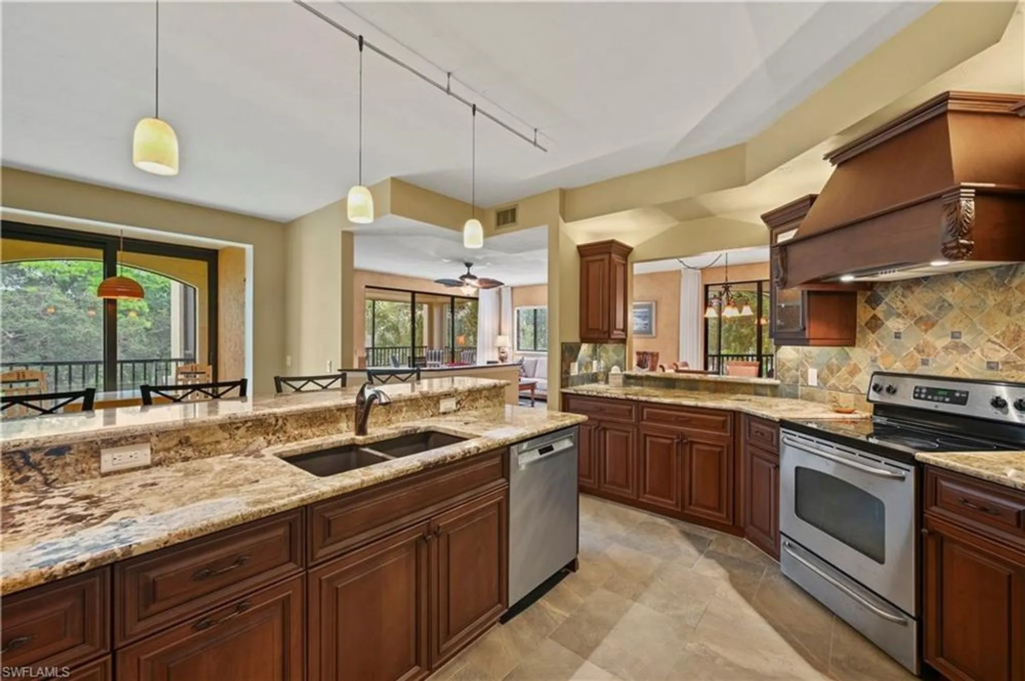 Property Slideshow image 8 of 33 | 6510 valen way # b201, Naples, FL, 34108