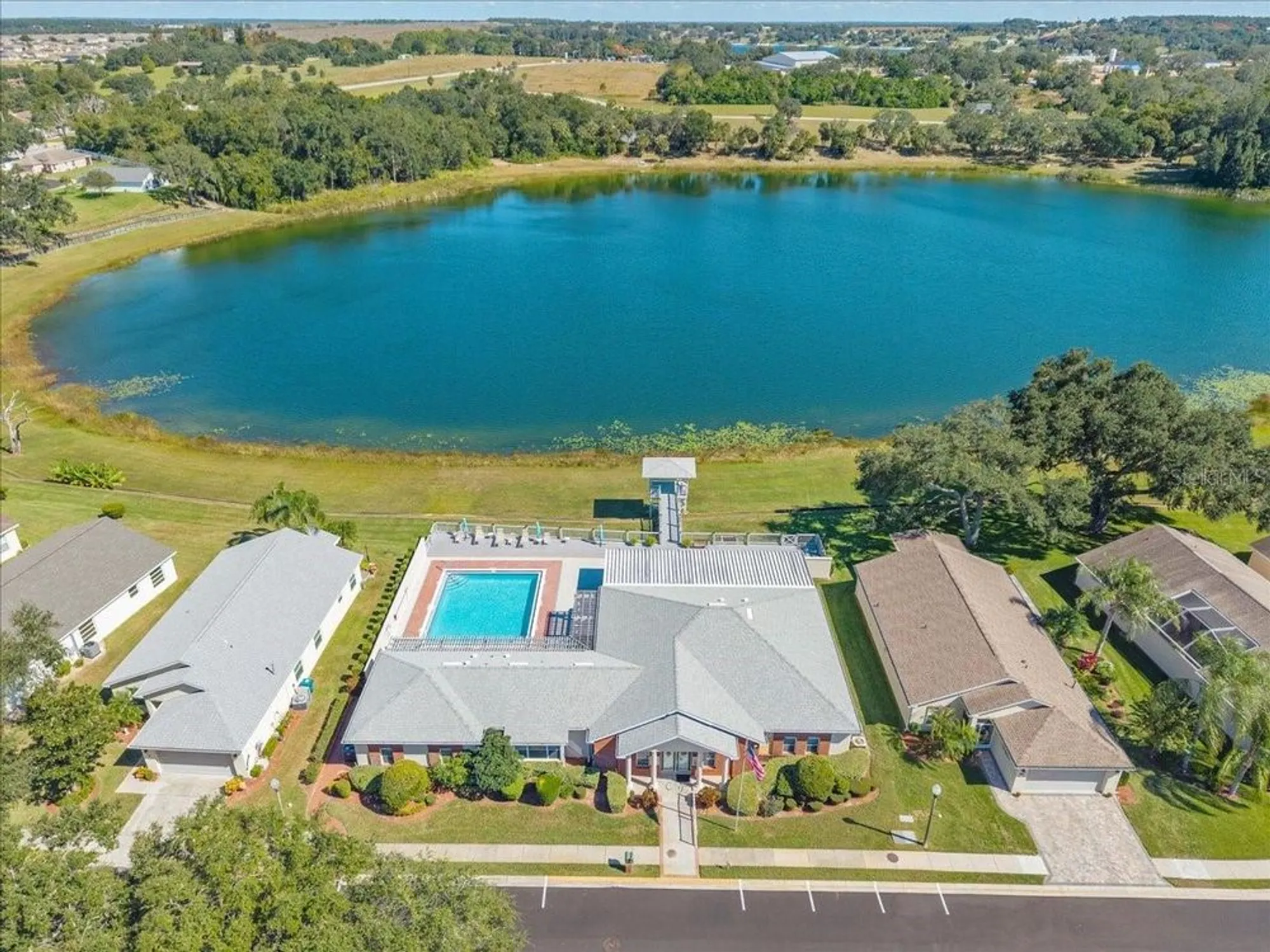 Property Slideshow image 31 of 42 | 364 lake suzanne dr, Lake Wales, FL, 33859