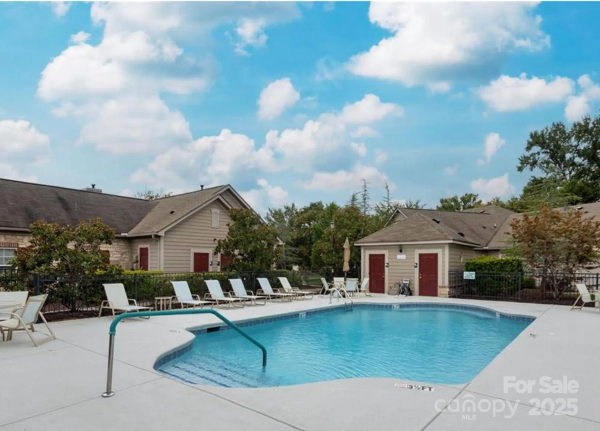 Property Slideshow image 39 of 42 | 2232 coltsview ln, Matthews, NC, 28105