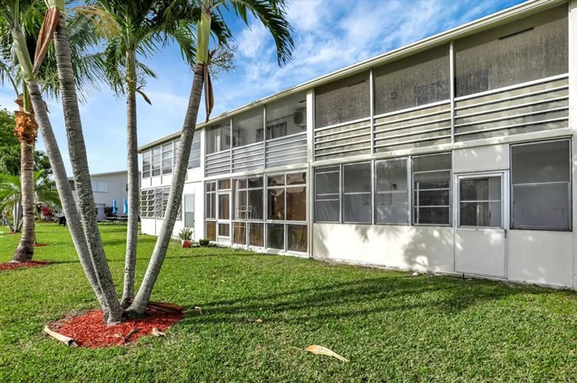 Property Slideshow image 22 of 38 | 275 markham m # 275, Deerfield Beach, FL, 33442