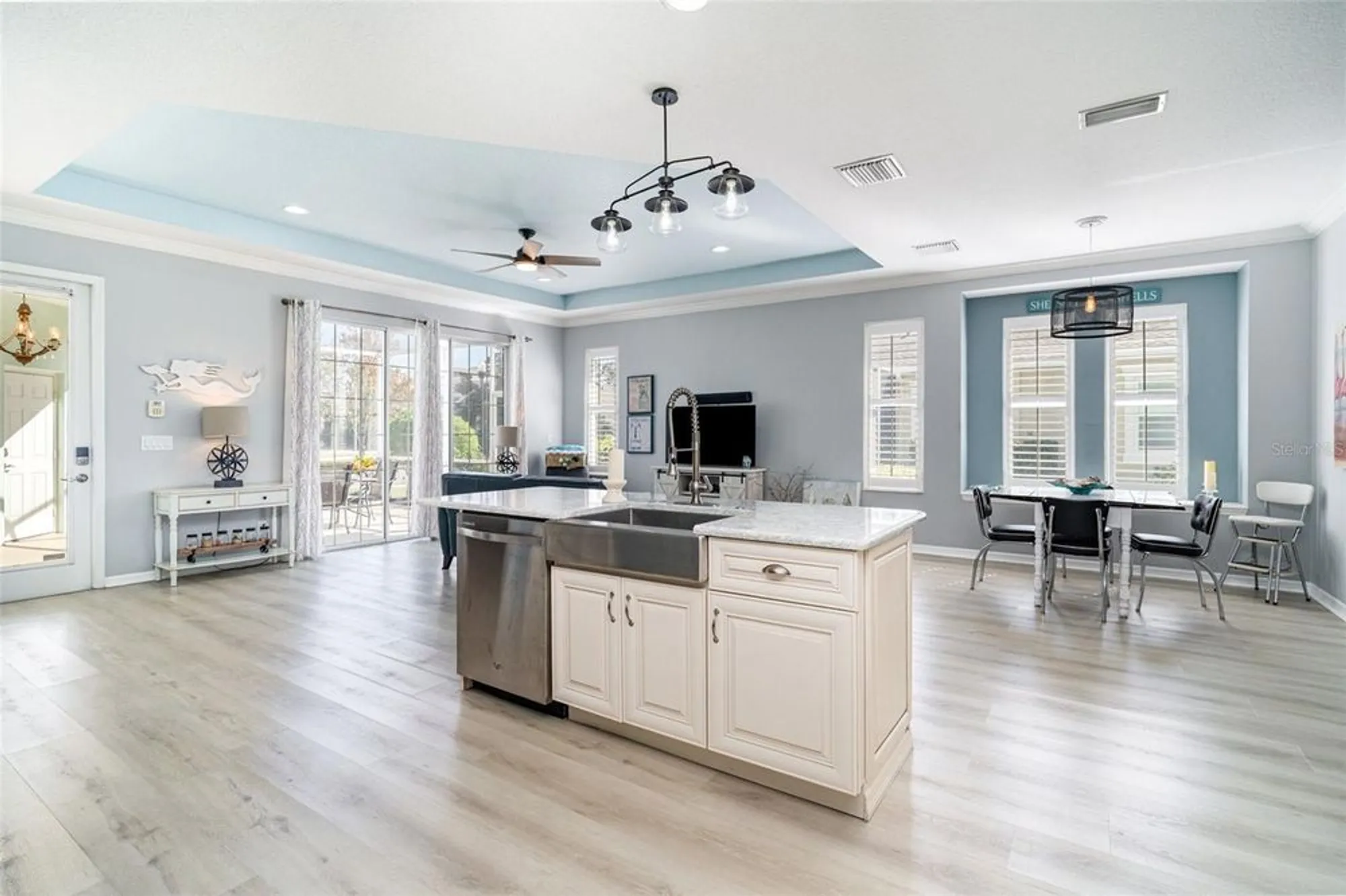 Property Slideshow image 13 of 50 | 302 latitude pl, Apollo Beach, FL, 33572