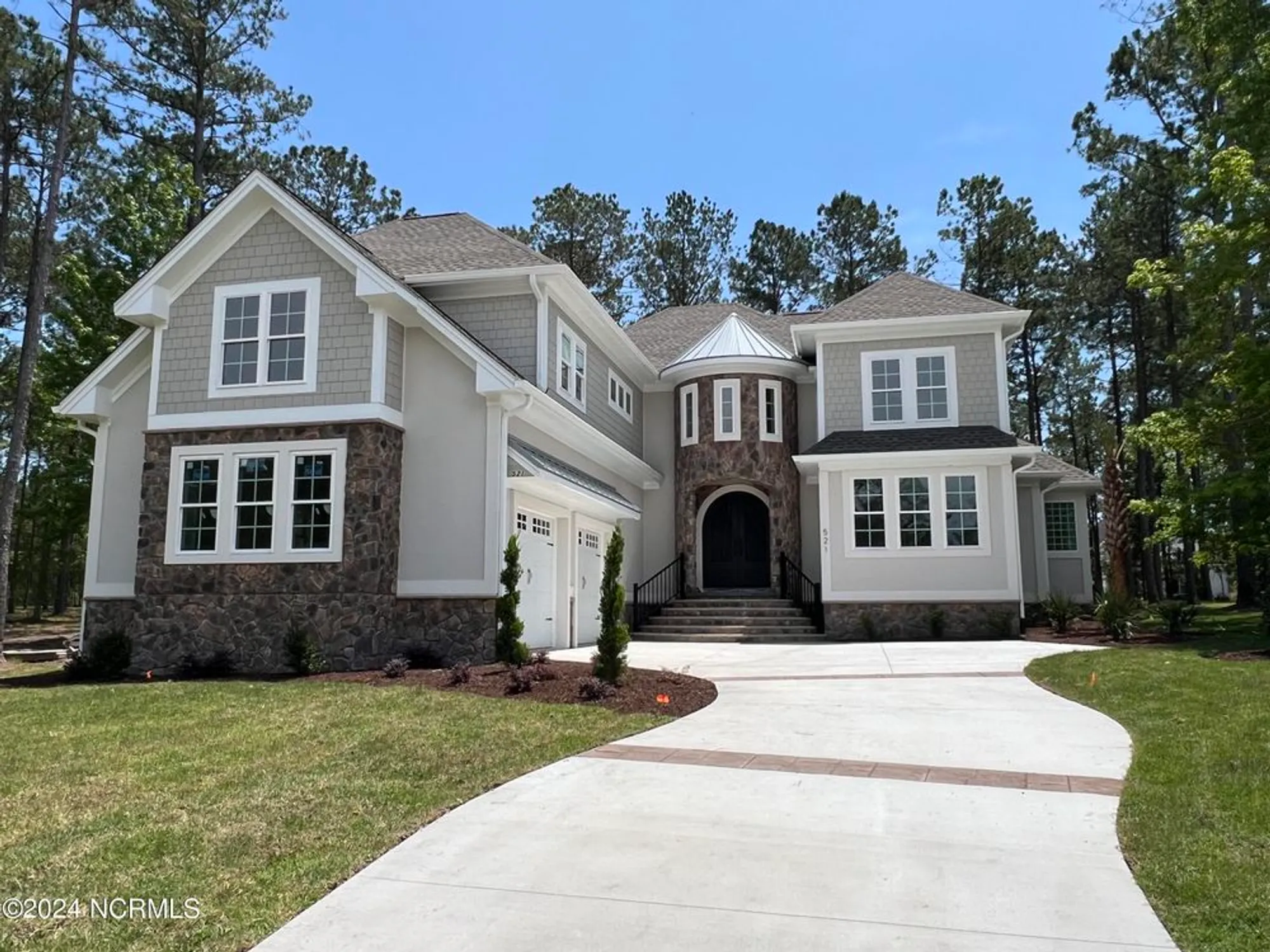 Property Slideshow image 5 of 101 | 521 lindgrove pl, Ocean Isle Beach, NC, 28469