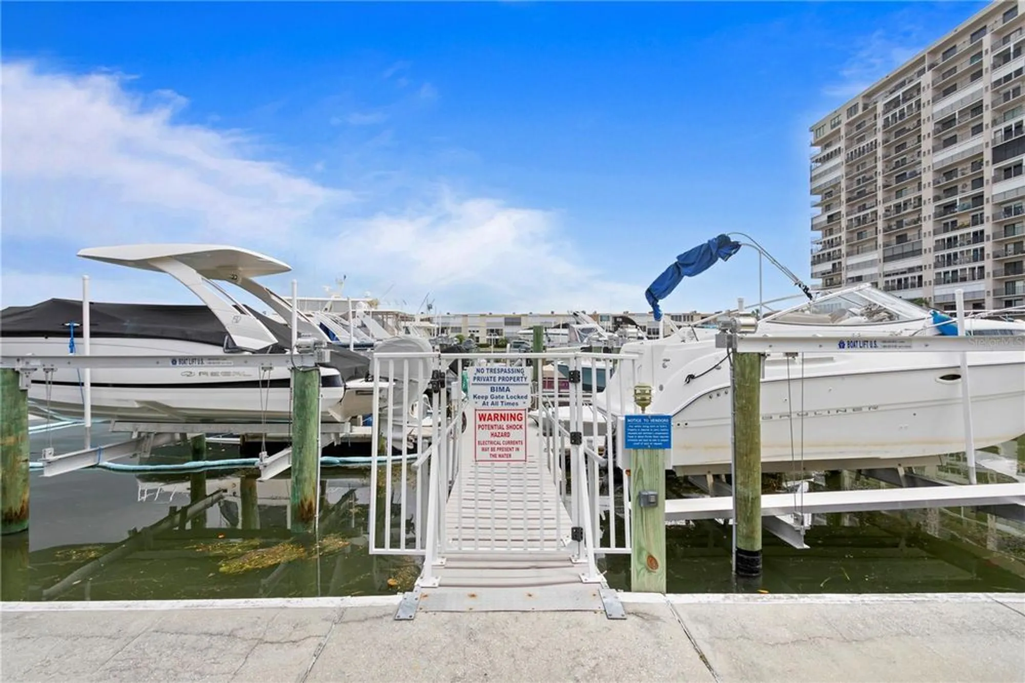 Property Slideshow image 62 of 73 | 7400 sun island dr 407, South Pasadena, FL, 33707