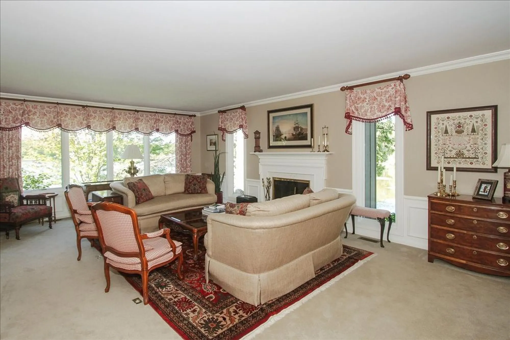 Property Slideshow image 7 of 54 | 660 old barn rd # f-24, Lake Barrington, IL, 60010