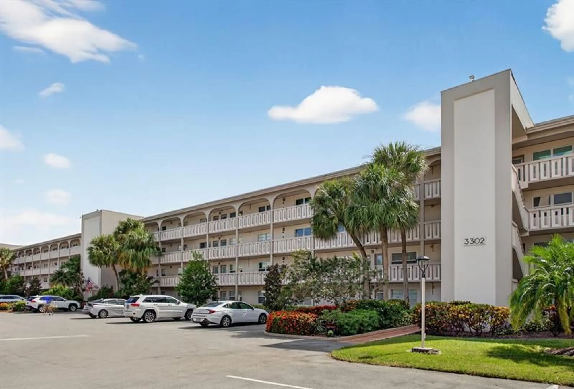 Property Slideshow image 33 of 73 | 3302 aruba way h1, Coconut Creek, FL, 33066