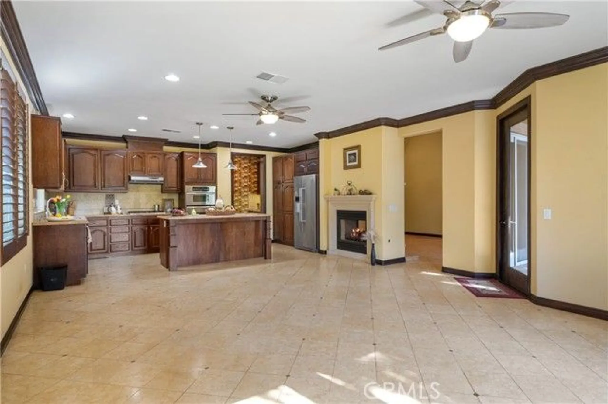 Property Slideshow image 23 of 62 | 233 eagle ln, Hemet, CA, 92545