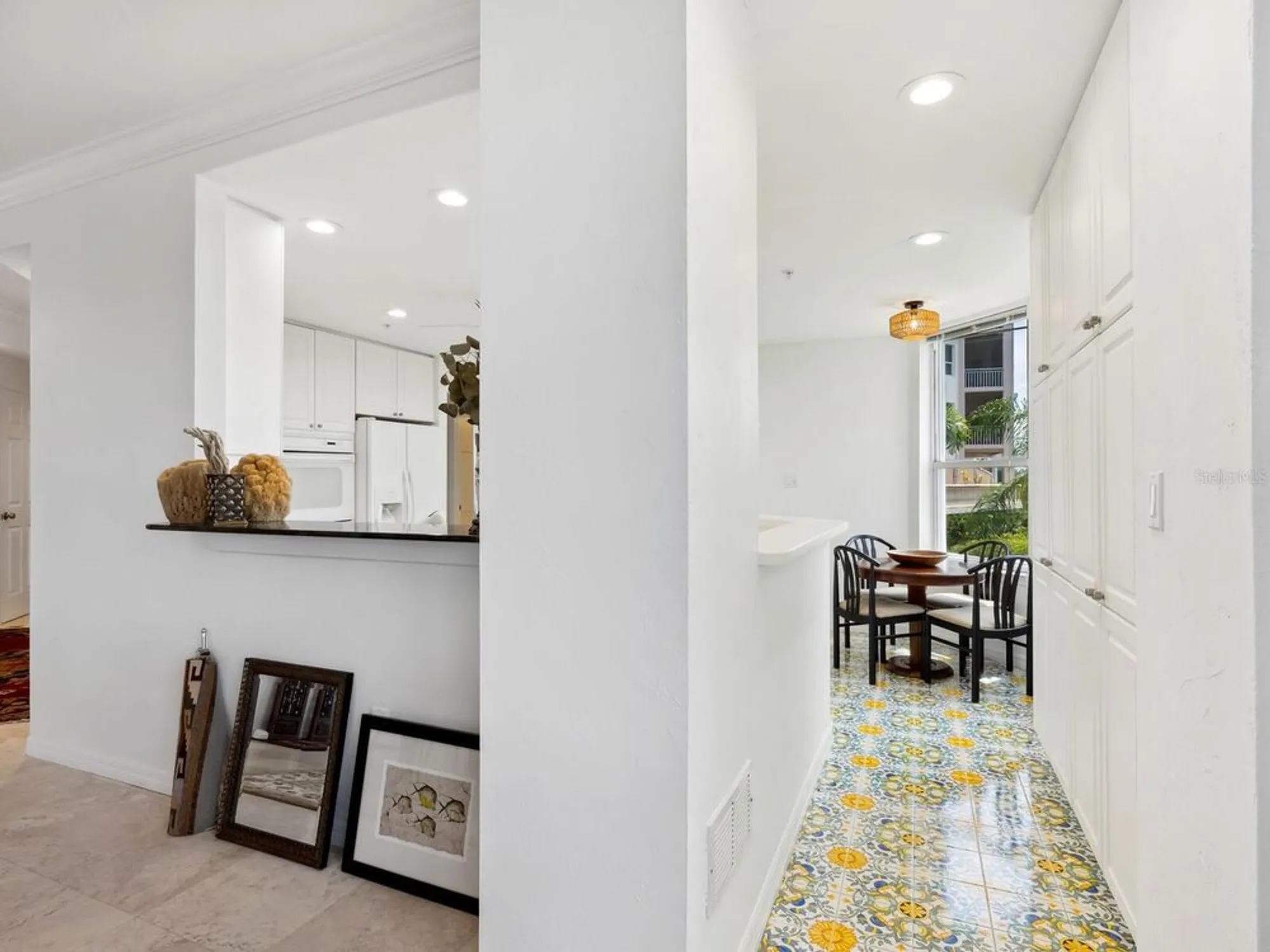 Property Slideshow image 24 of 61 | 5430 eagles point cir 101, Sarasota, FL, 34231