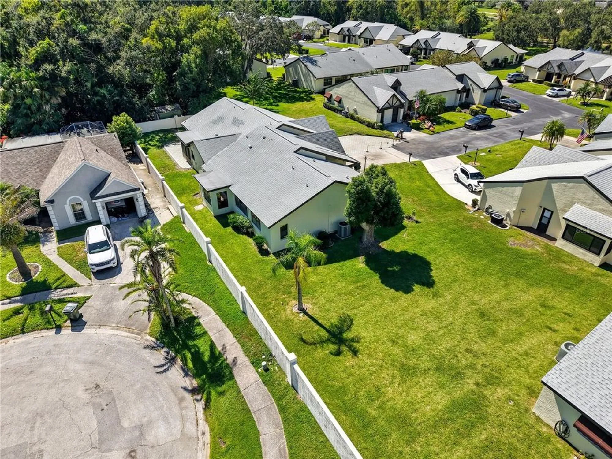Property Slideshow image 27 of 31 | 3499 cedar ln, Palm Harbor, FL, 34684
