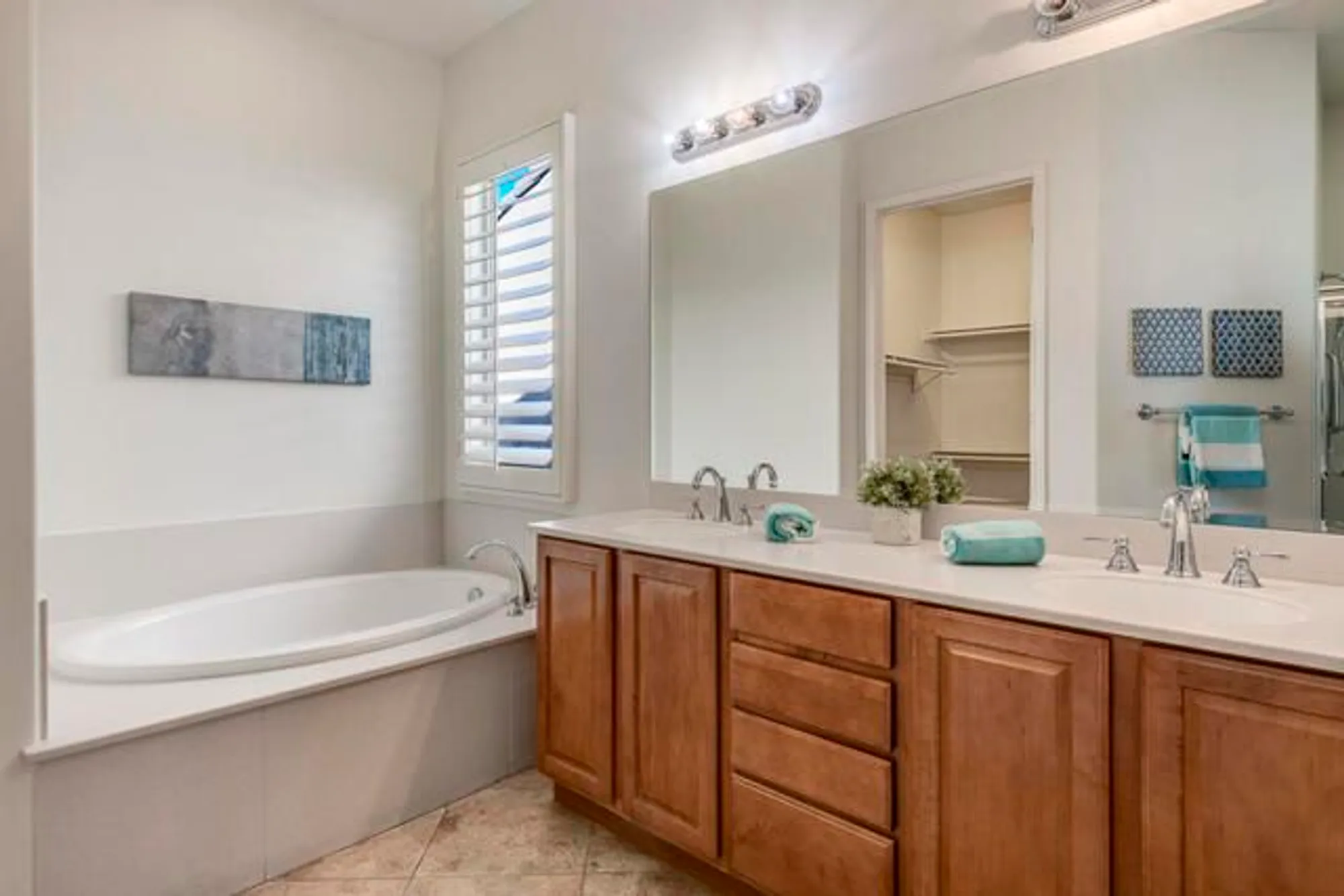 Property Slideshow image 22 of 43 | 81135 avenida pamplona, Indio, CA, 92203
