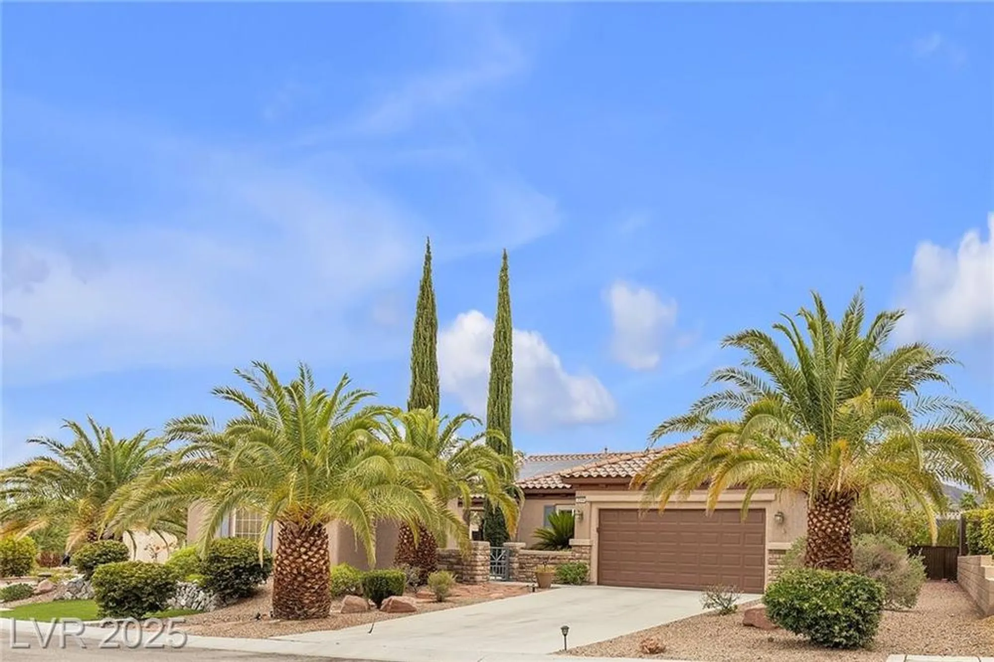 Property Slideshow image 1 of 52 | 2244 savannah river st, Henderson, NV, 89044