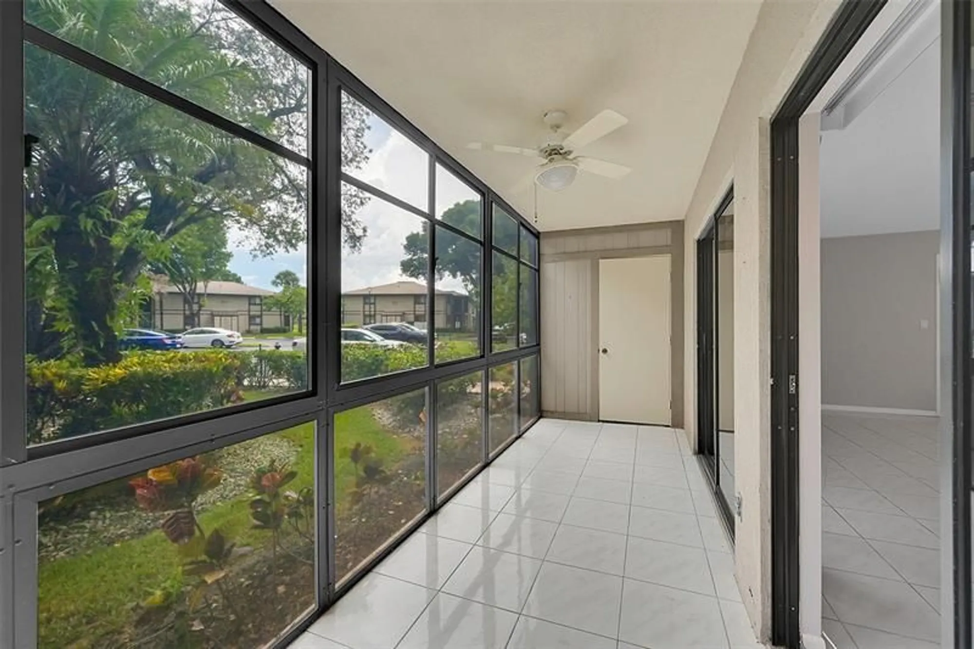 Property Slideshow image 19 of 33 | 9968 n belfort cir 108, Tamarac, FL, 33321