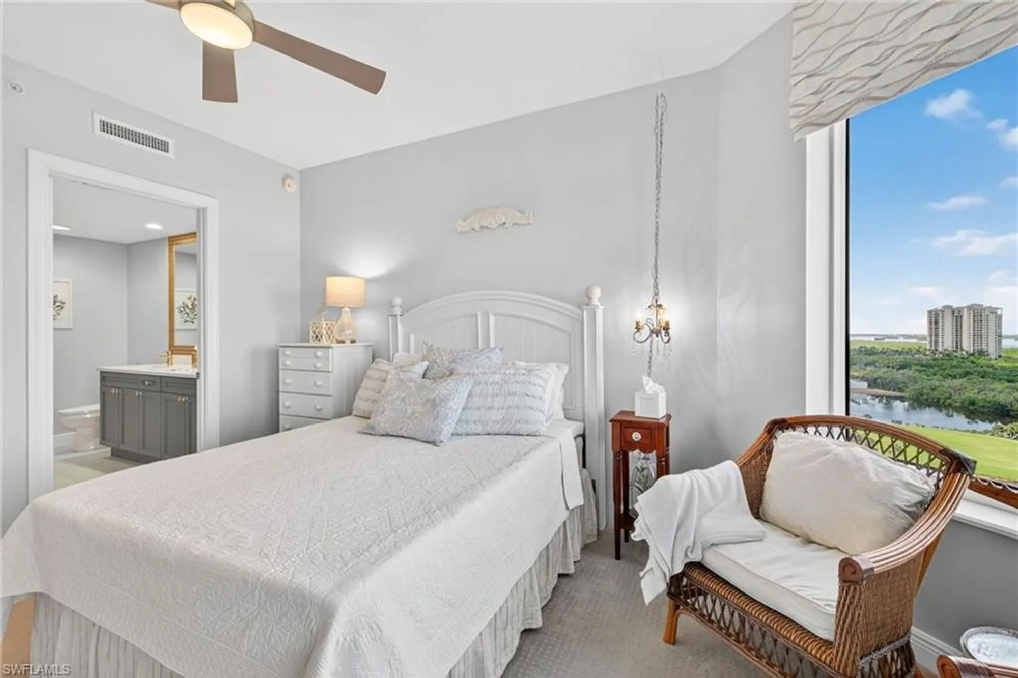 Property Slideshow image 22 of 50 | 23850 via italia cir 1105, Estero, FL, 34134