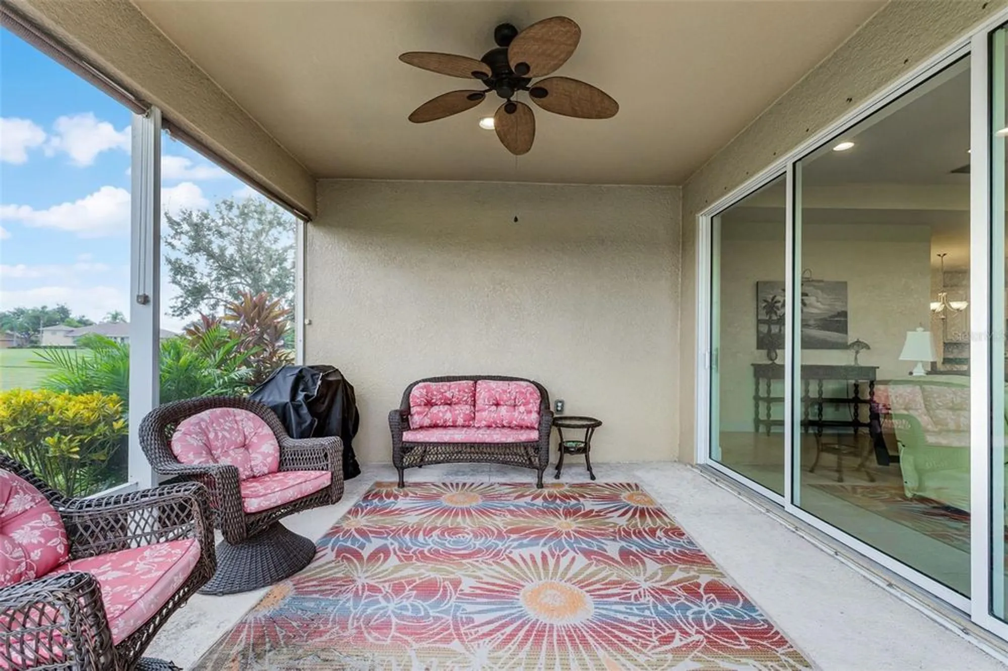 Property Slideshow image 15 of 18 | 2504 sapphire greens ln, Sun City Center, FL, 33573