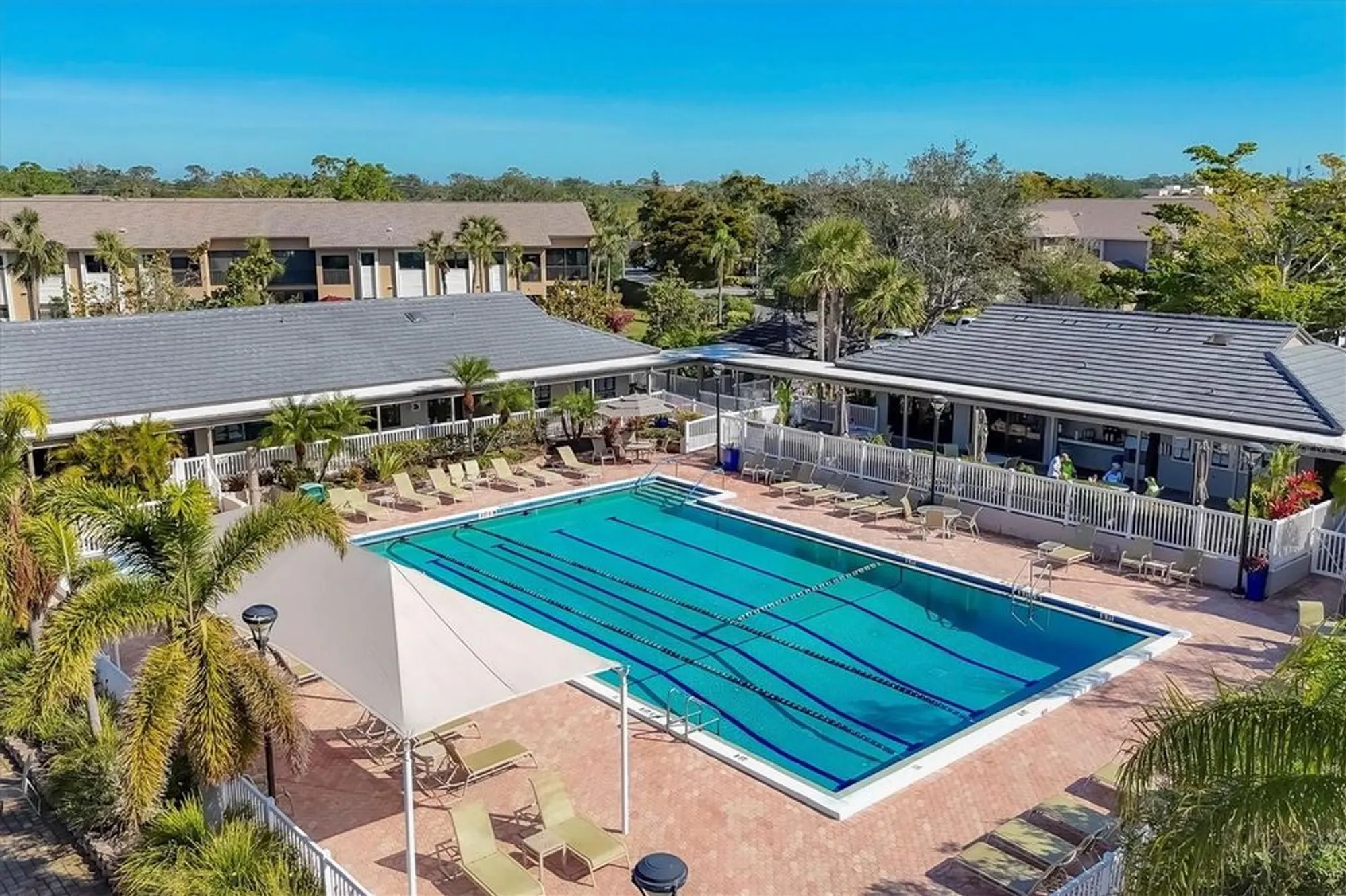 Property Slideshow image 32 of 51 | 5408 eagles point cir apt 102, Sarasota, FL, 34231