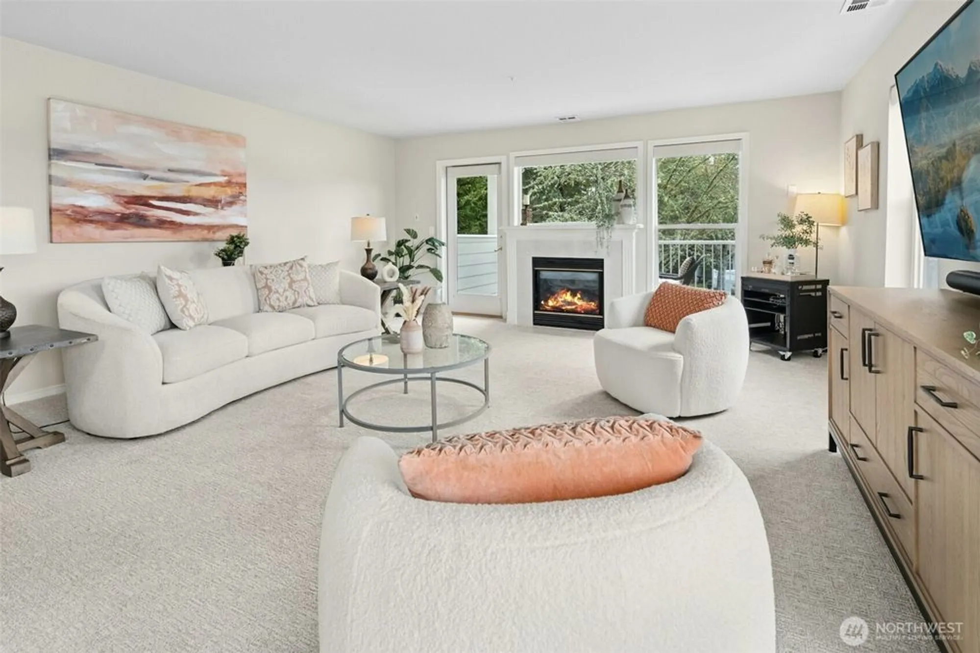Property Slideshow image 11 of 31 | 22535 se highland cir 206, Issaquah, WA, 98029