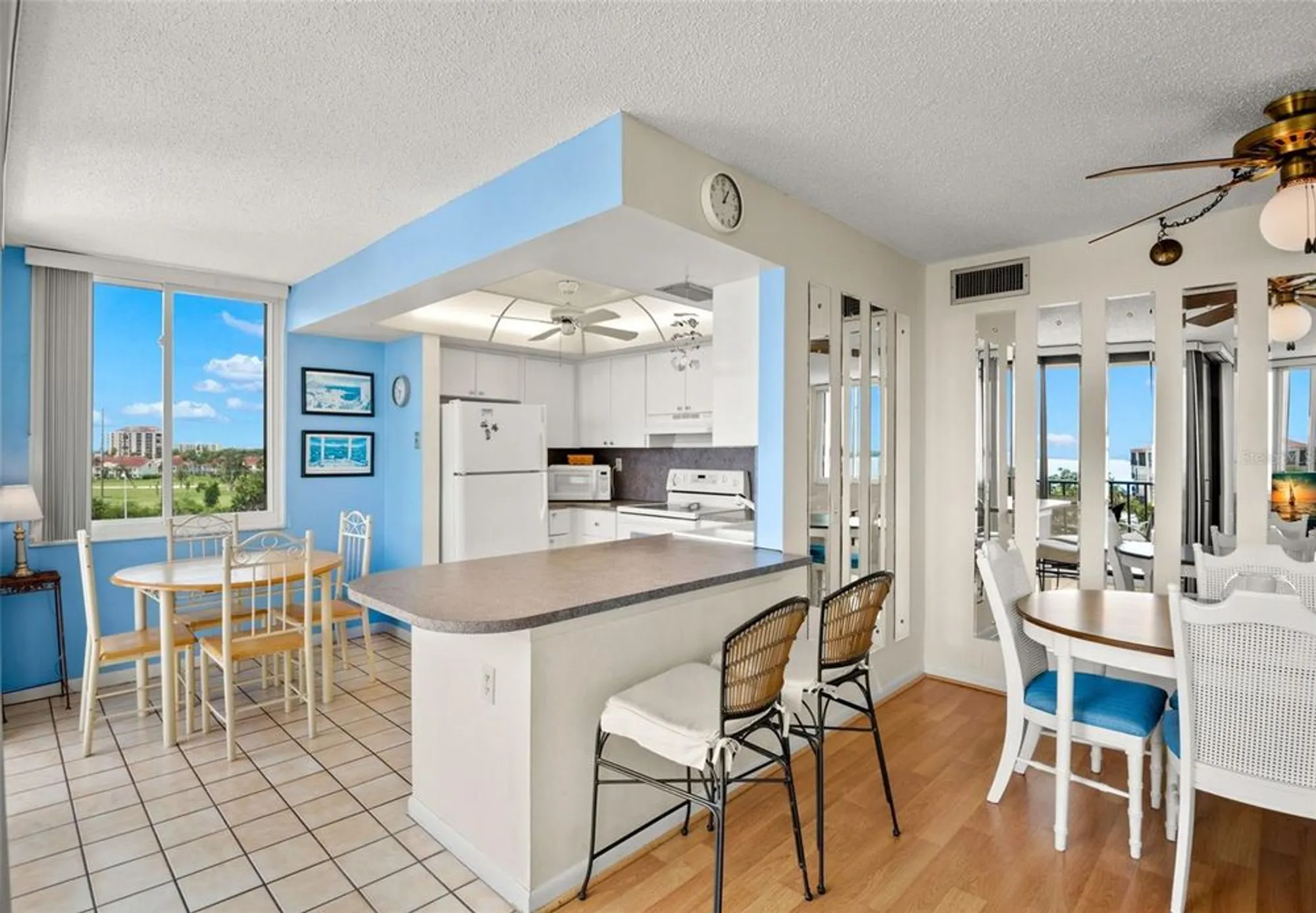 Property Slideshow image 11 of 43 | 6219 palma del mar blvd s apt 606, Saint Petersburg, FL, 33715