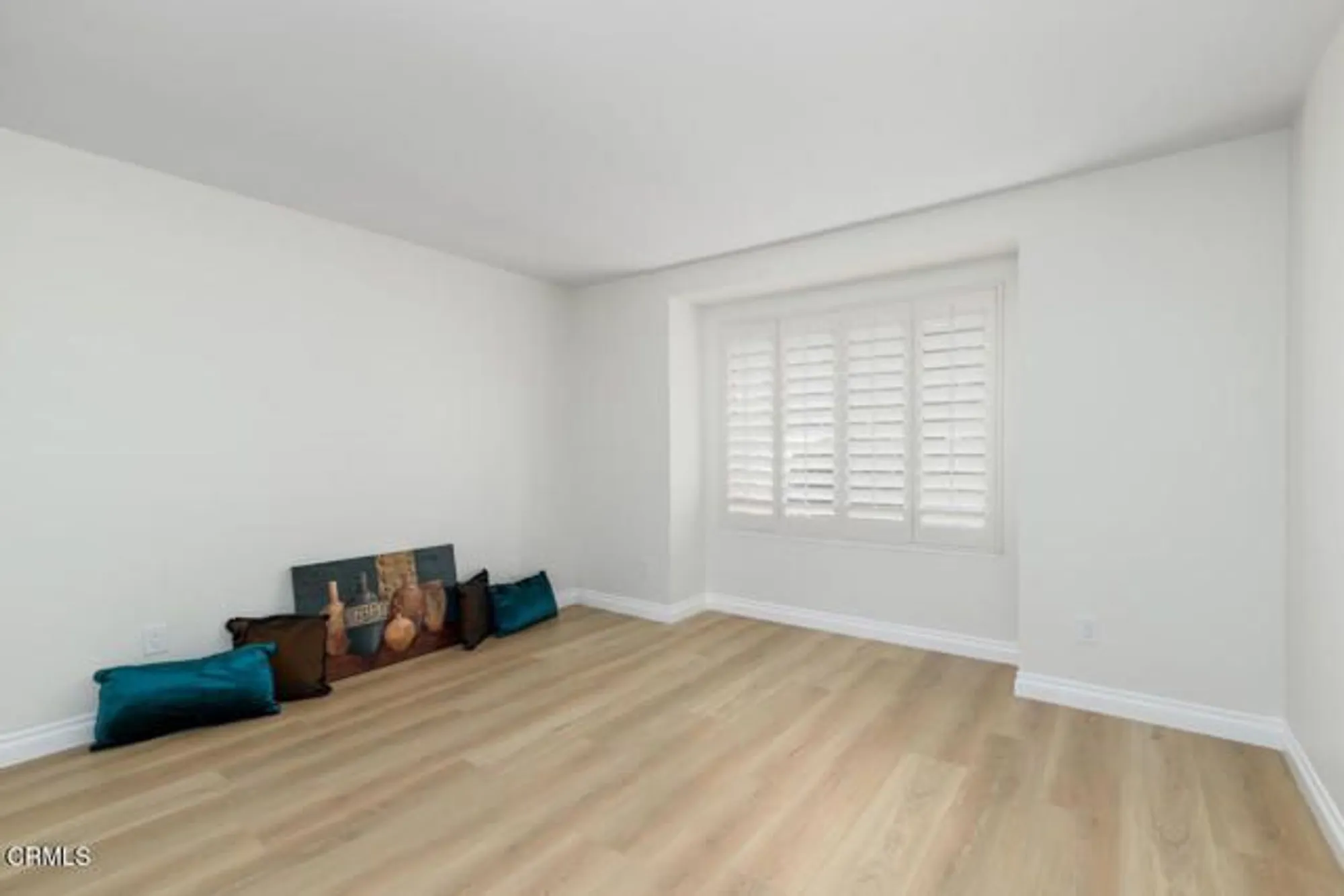 Property Slideshow image 7 of 40 | 42025 village 42, Camarillo, CA, 93012