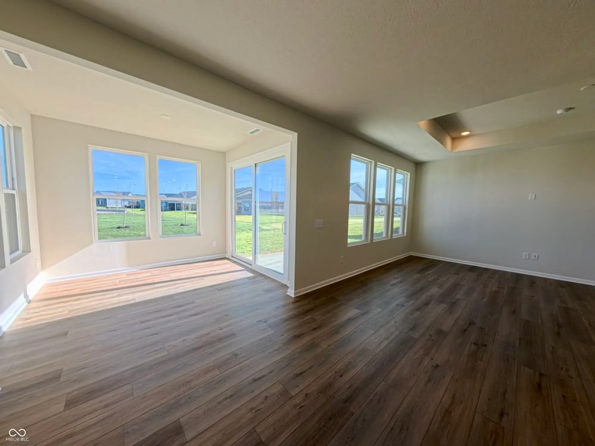 Property Slideshow image 29 of 61 | 811 daisy st, Greenwood, IN, 46143