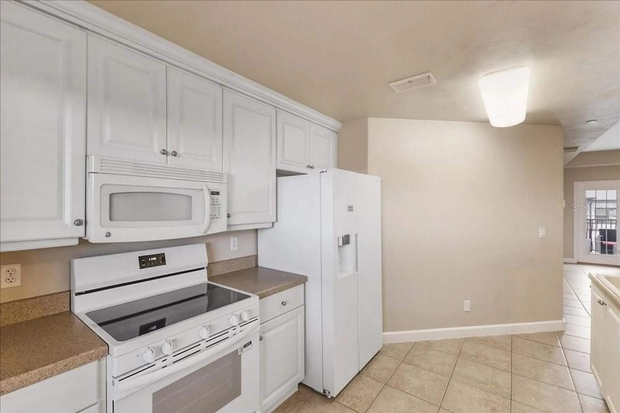 Property Slideshow image 9 of 47 | 424 luna bella ln 432, New Smyrna Beach, FL, 32168