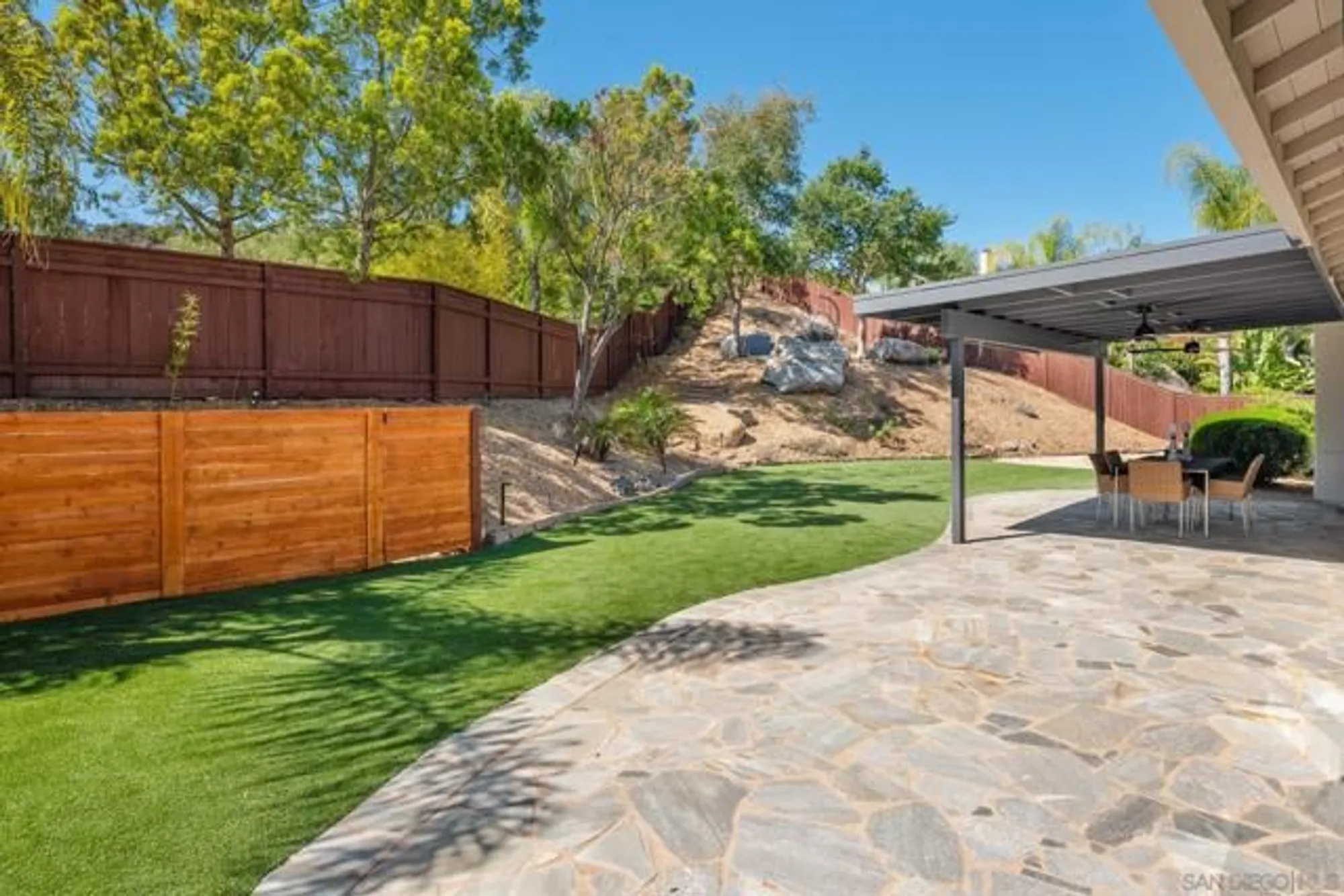 Property Slideshow image 55 of 61 | 10528 pinion trl, Escondido, CA, 92026