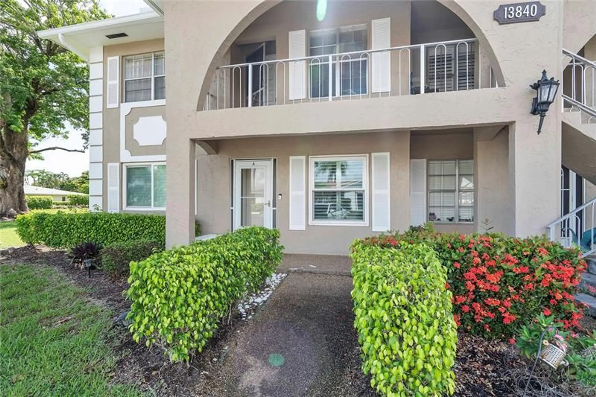Property Slideshow image 14 of 20 | 13840 via flora a, Delray Beach, FL, 33484
