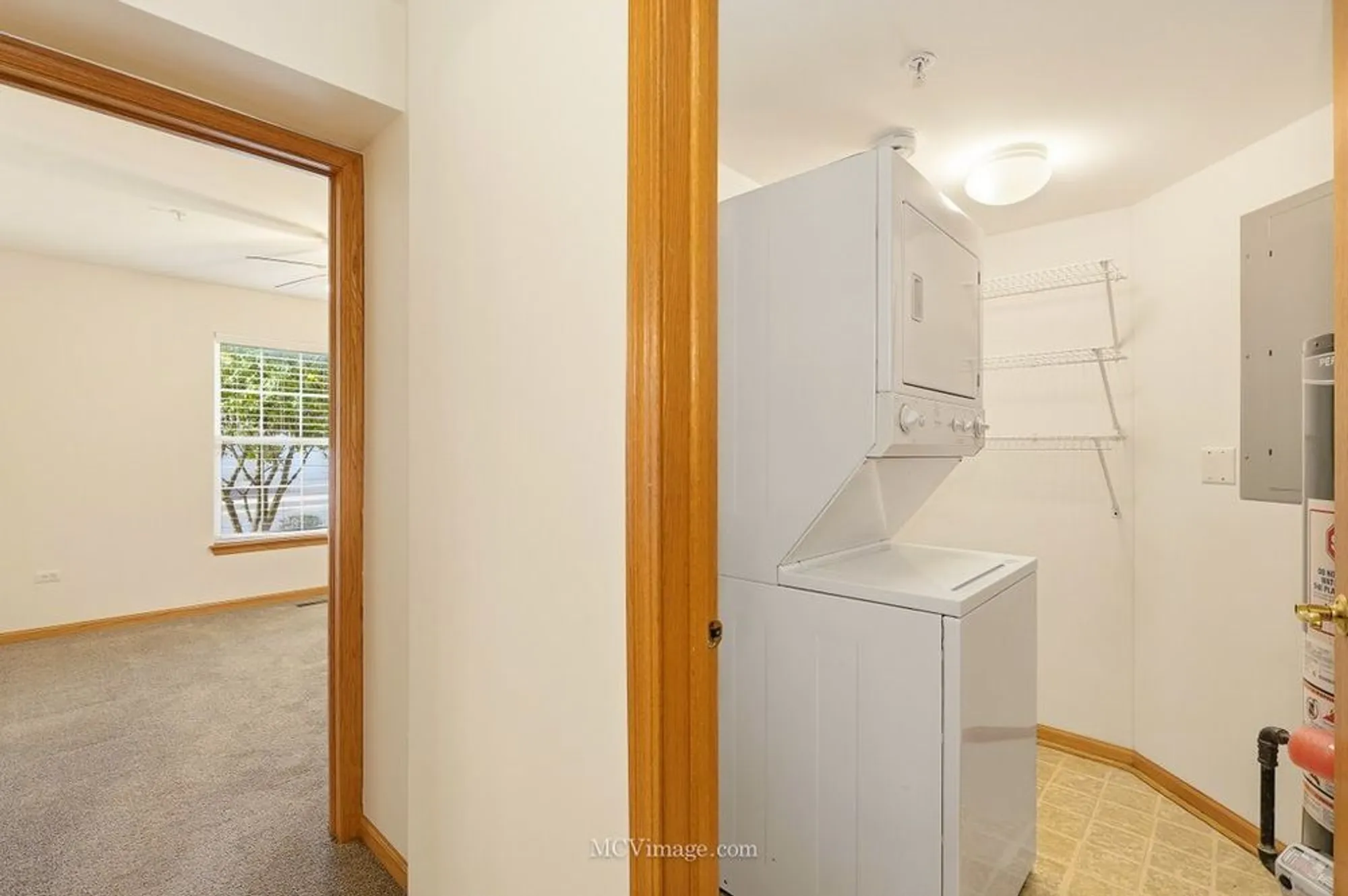 Property Slideshow image 15 of 27 | 13841 s bristlecone ln a, Plainfield, IL, 60544