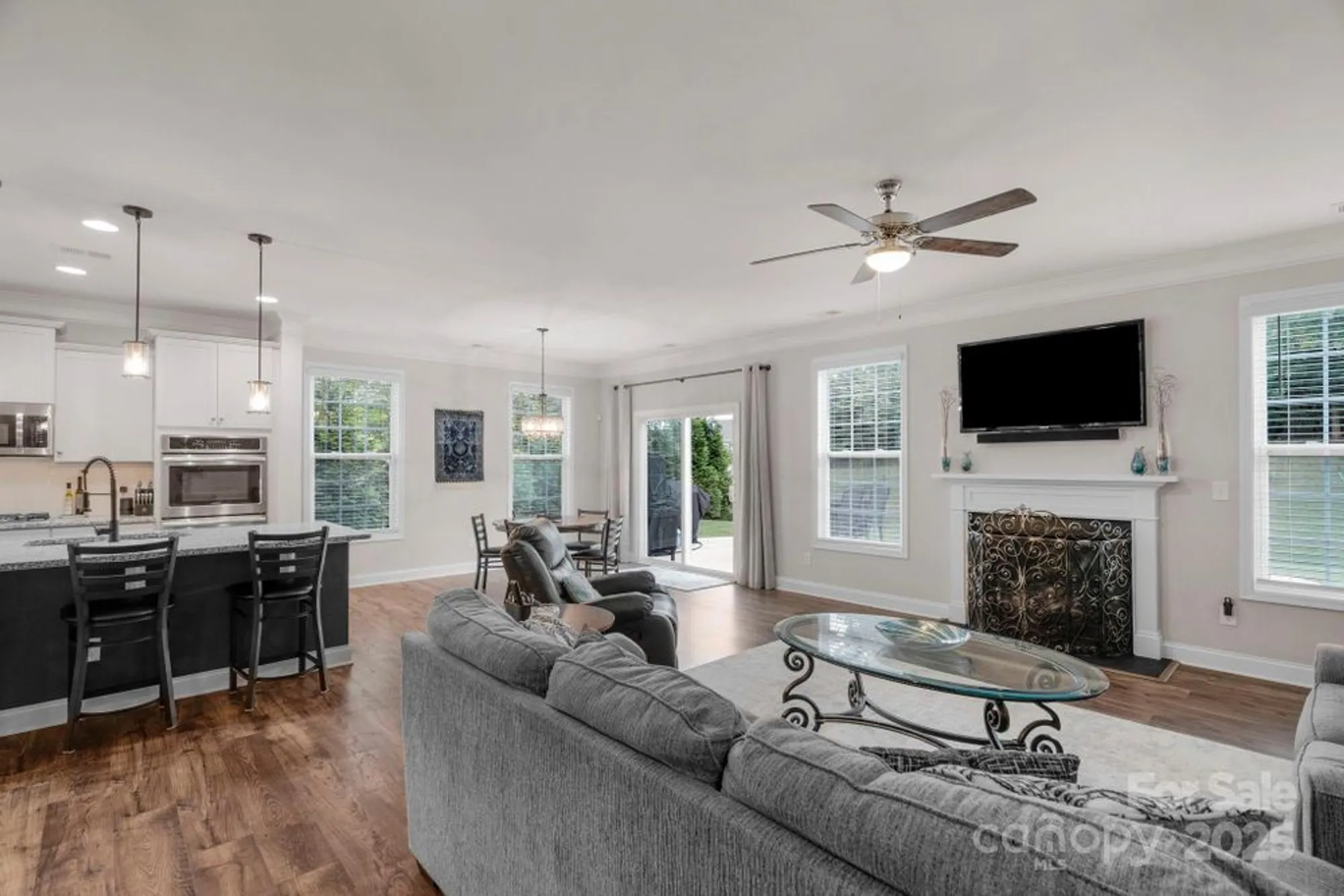 Property Slideshow image 20 of 48 | 236 robinwood ln, Lake Wylie, SC, 29710