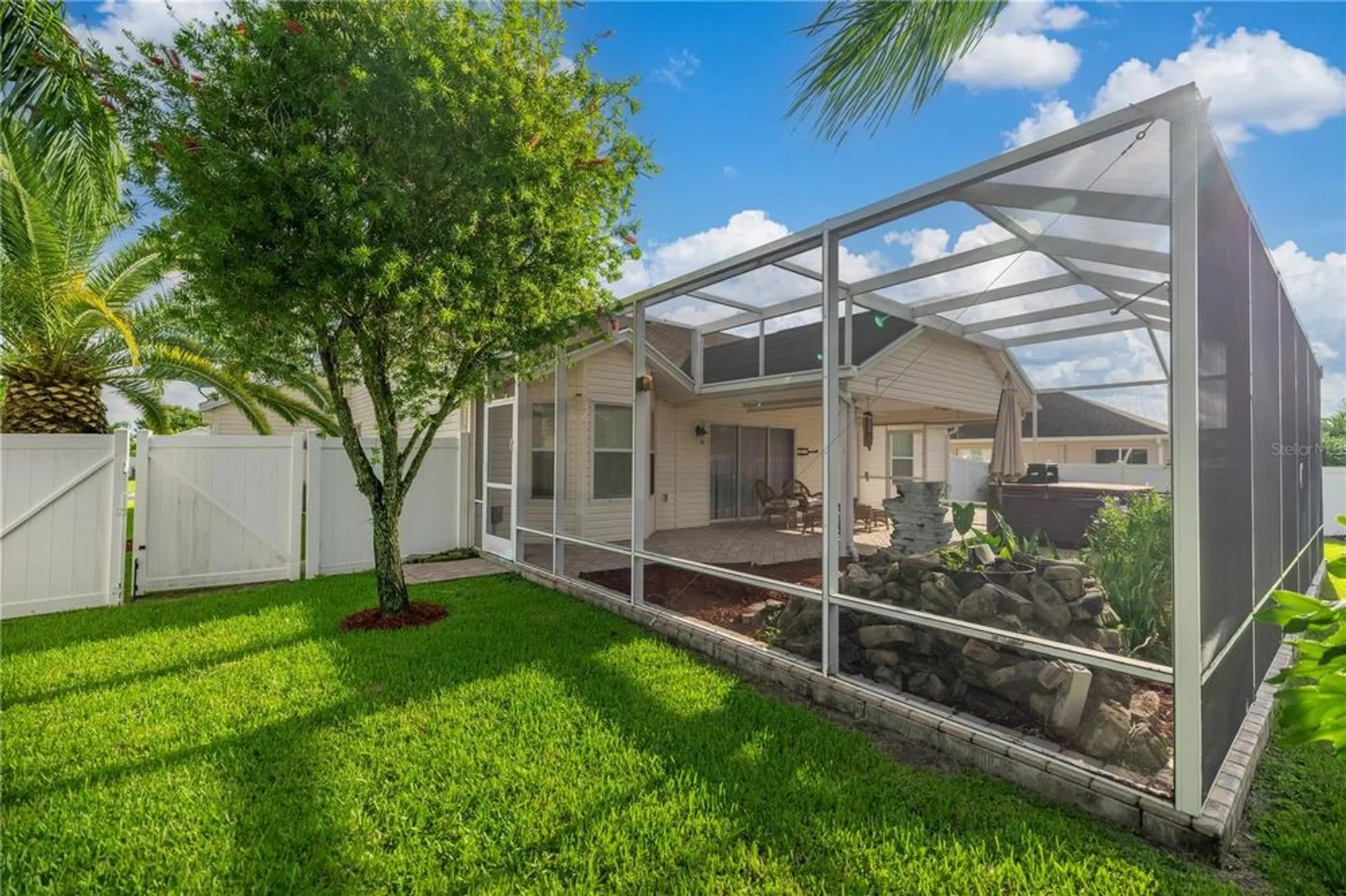 Property Slideshow image 13 of 34 | 5087 ne 121st ave, Oxford, FL, 34484