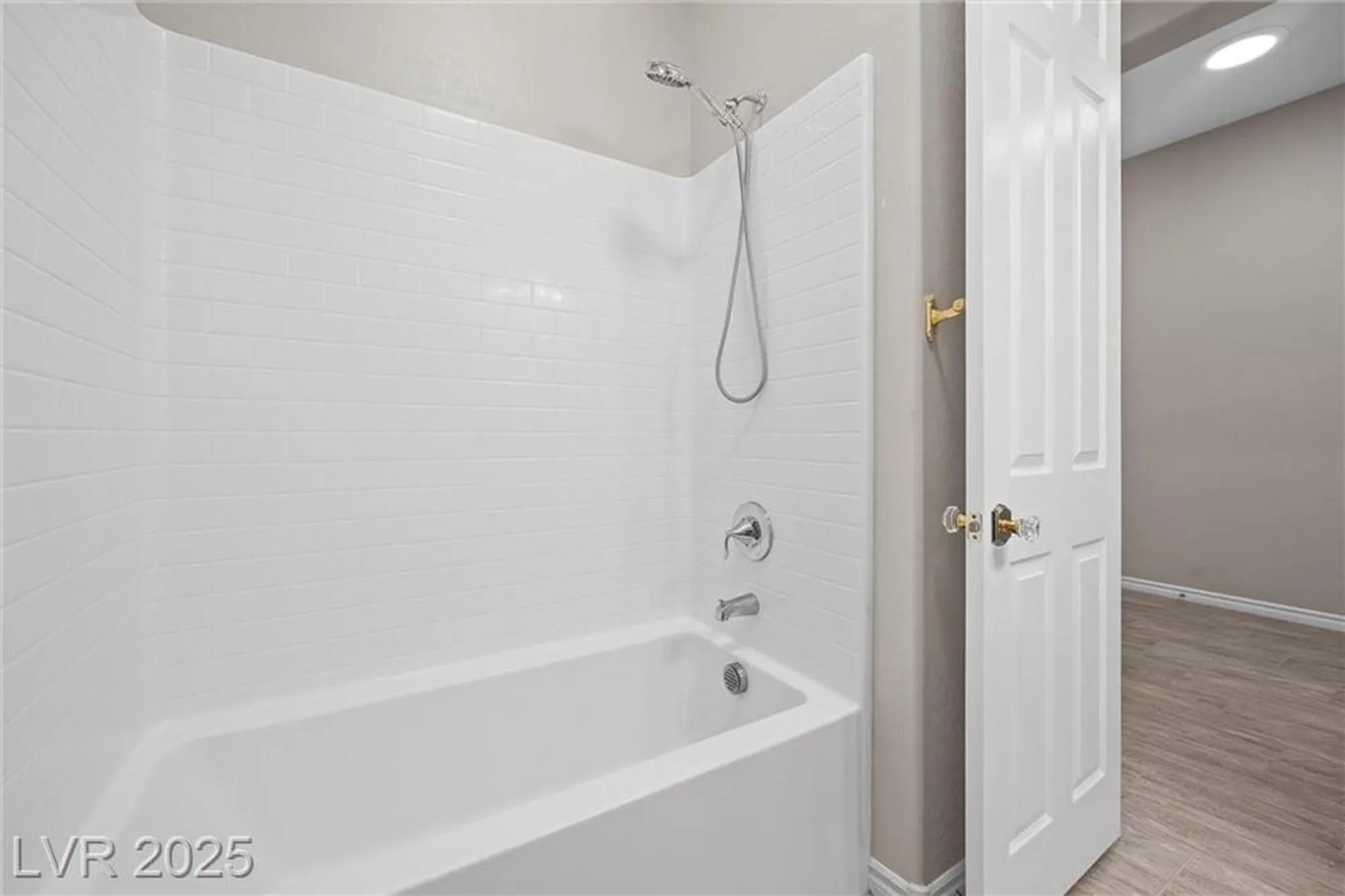 Property Slideshow image 32 of 70 | 732 rosewater dr, Henderson, NV, 89011