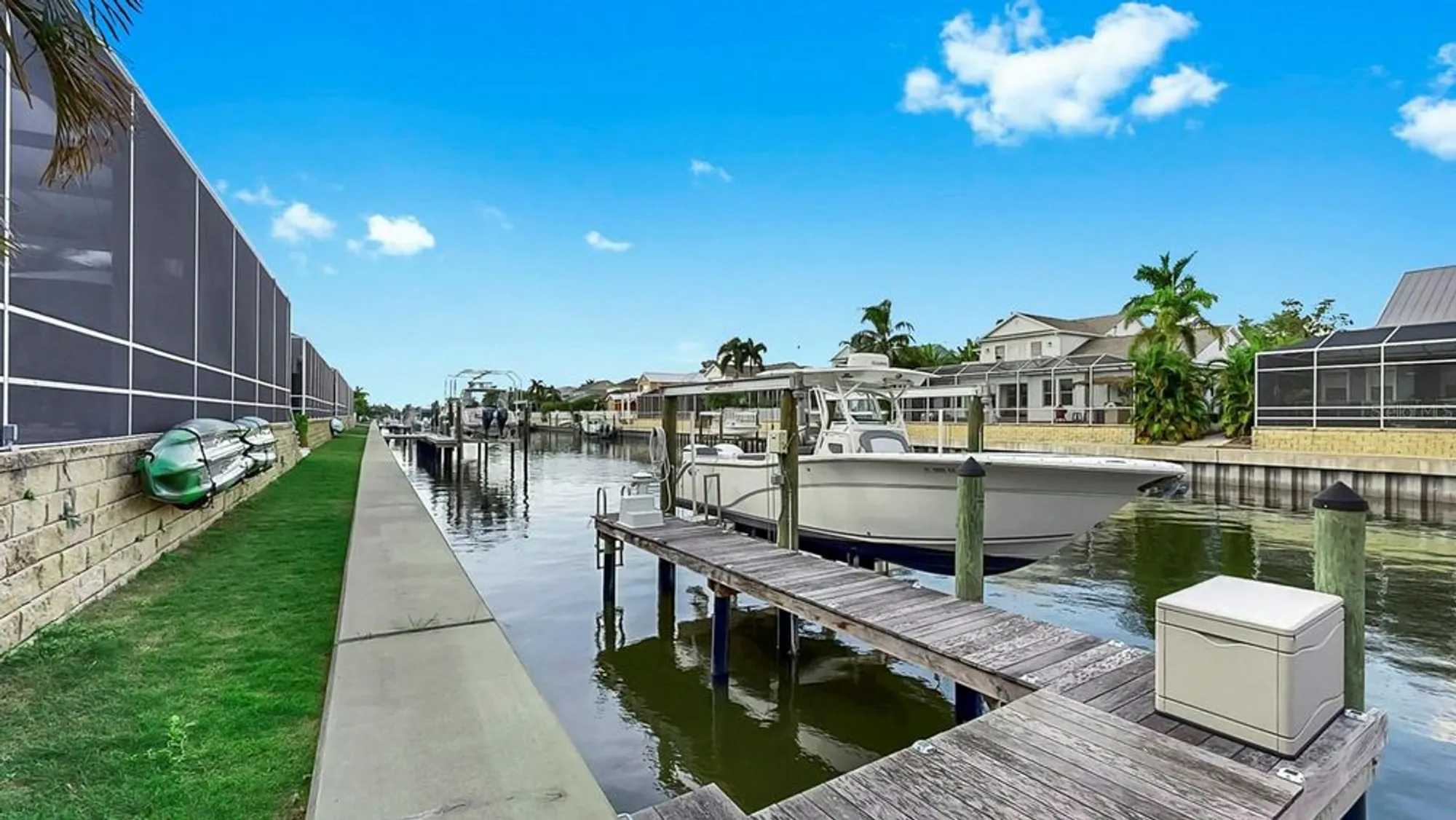 Property Slideshow image 73 of 100 | 701 pinckney dr, Apollo Beach, FL, 33572